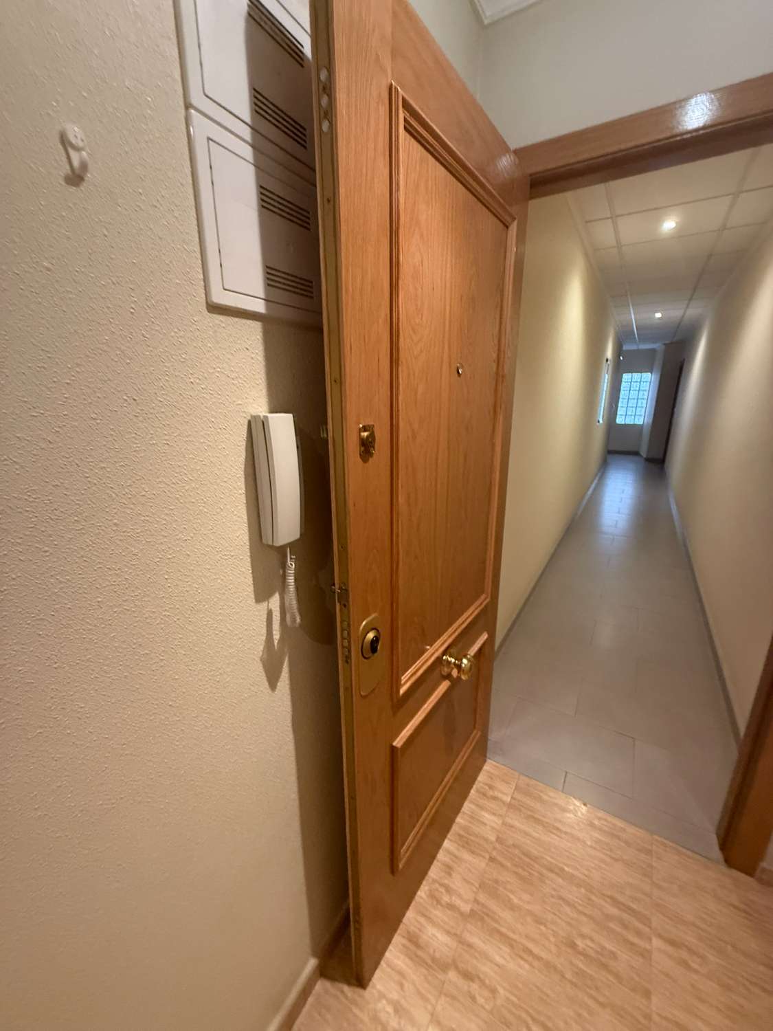 Amplio apartamento de 3 dormitorios en alquiler en Albatera con parking y almacenamiento