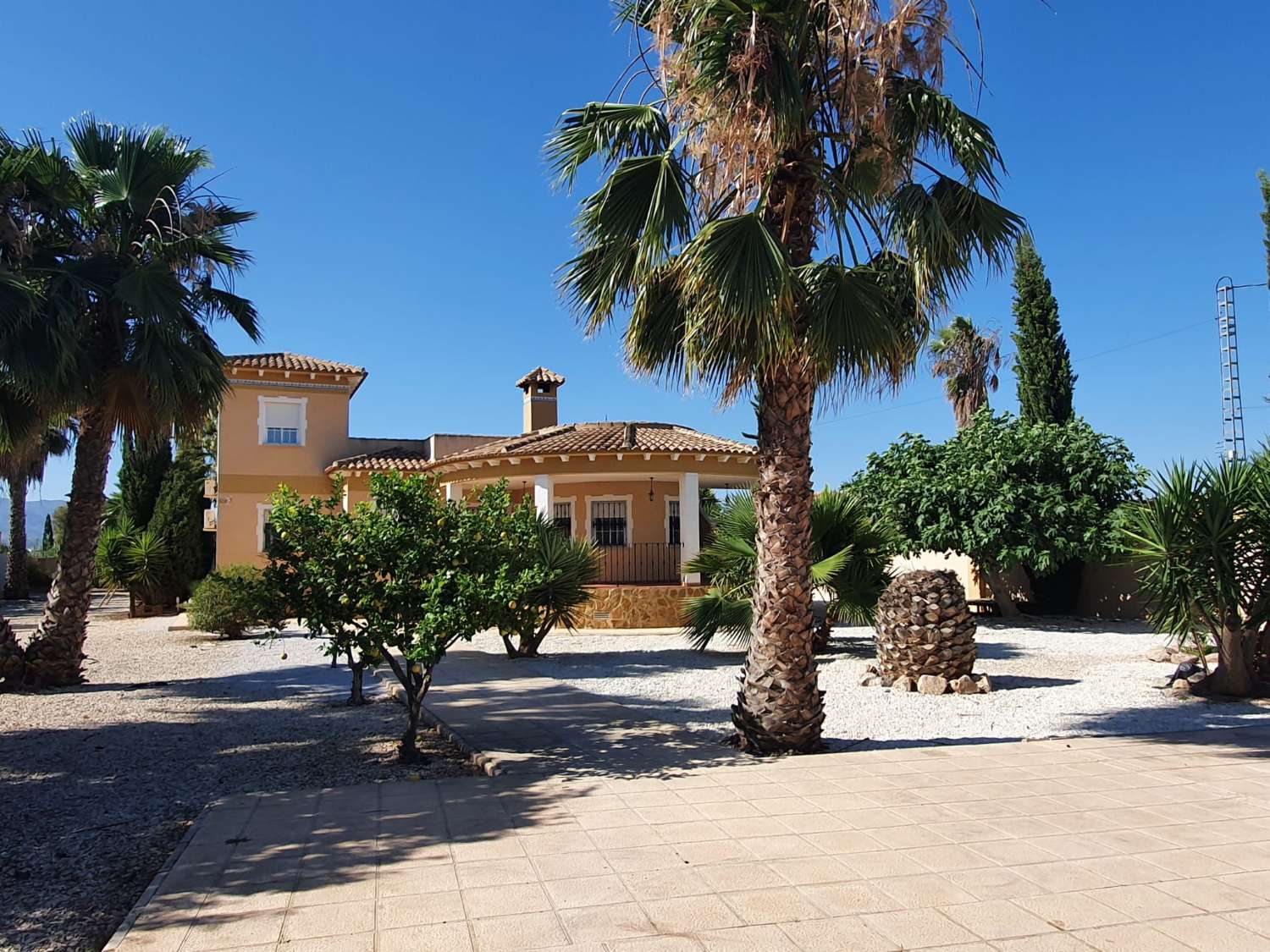Charming 4-Bedroom Villa with Pool, Rooftop Terrace and Countryside Views – Available for Long-Term Rent