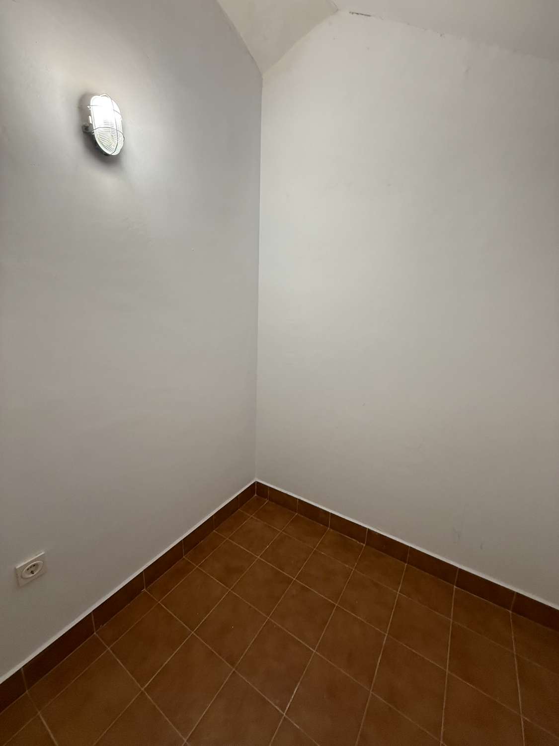 For Long Term Rent- Bright and Spacious Two-Bedroom Apartment with Rooftop Pool + Jacuzzi in Albatera