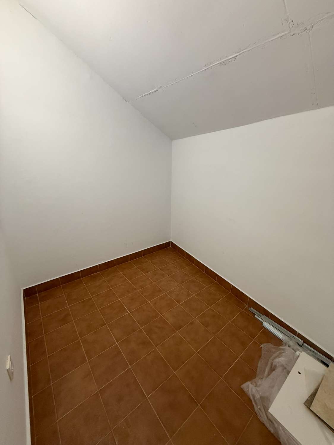 For Long Term Rent- Bright and Spacious Two-Bedroom Apartment with Rooftop Pool + Jacuzzi in Albatera