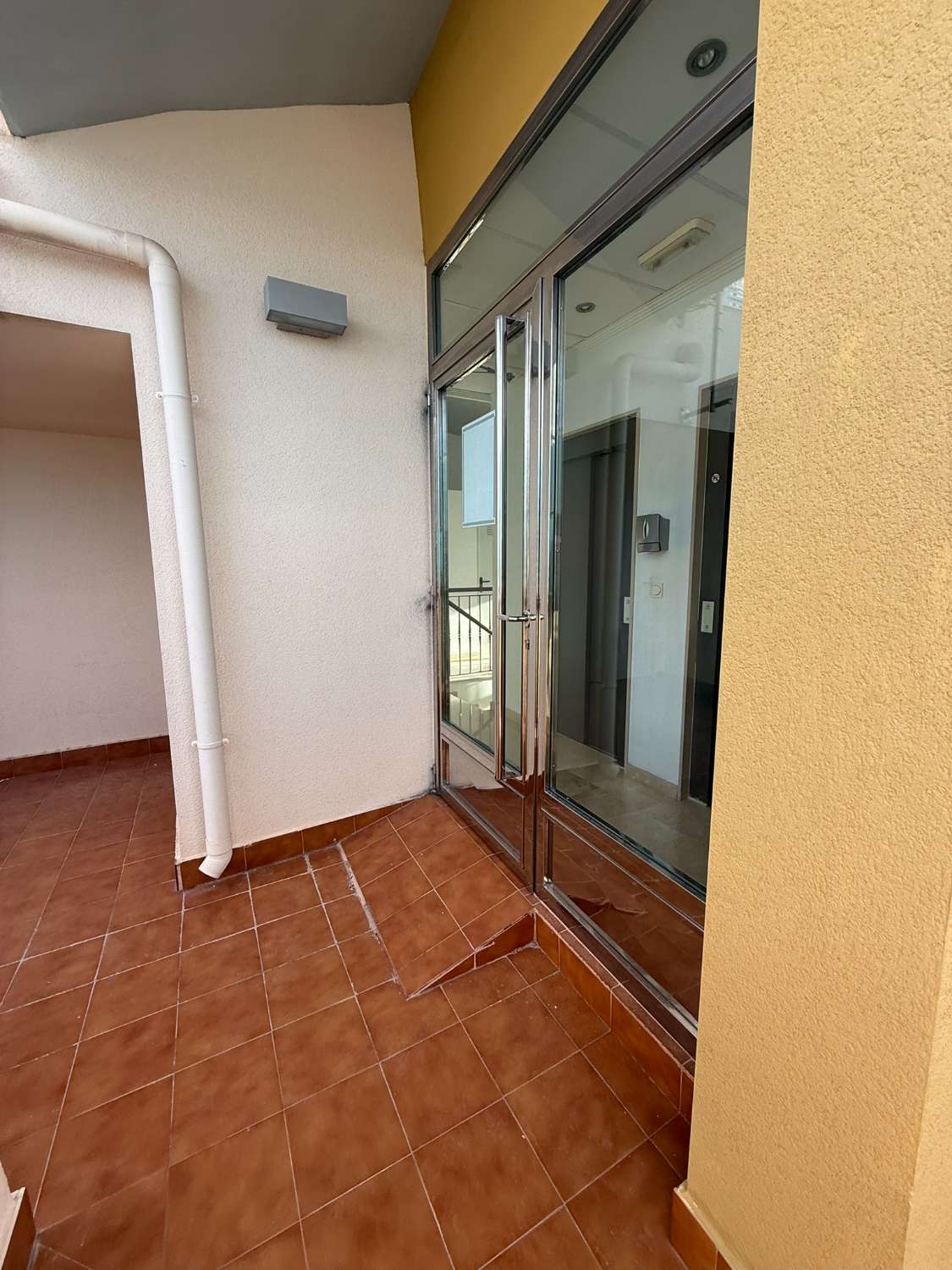 For Long Term Rent- Bright and Spacious Two-Bedroom Apartment with Rooftop Pool + Jacuzzi in Albatera