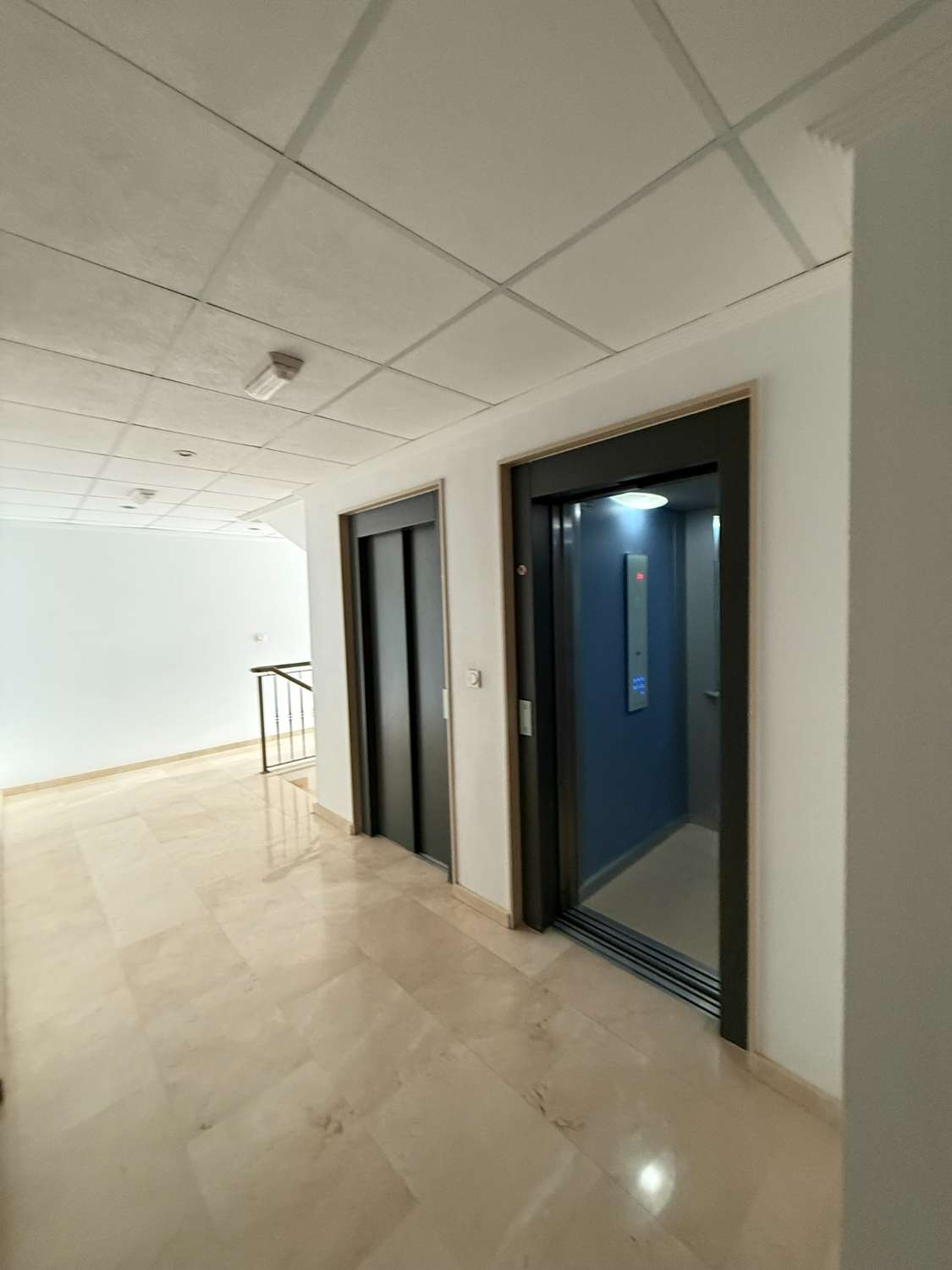 For Long Term Rent- Bright and Spacious Two-Bedroom Apartment with Rooftop Pool + Jacuzzi in Albatera