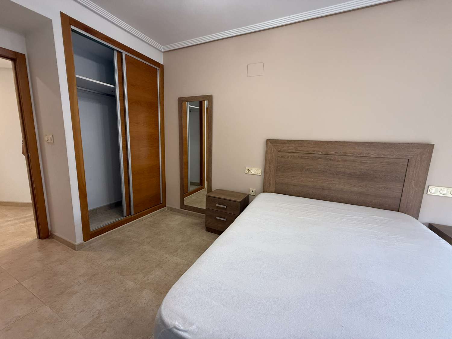 For Long Term Rent- Bright and Spacious Two-Bedroom Apartment with Rooftop Pool + Jacuzzi in Albatera