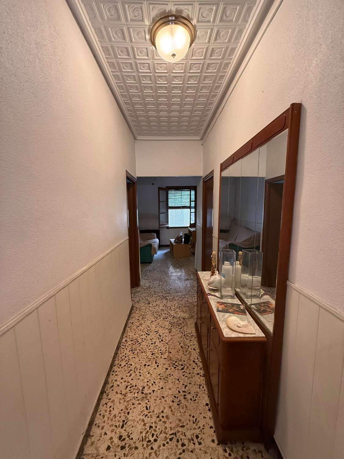 Refurb Project - Single-Storey Home with Patio and Great Potential in Crevillente