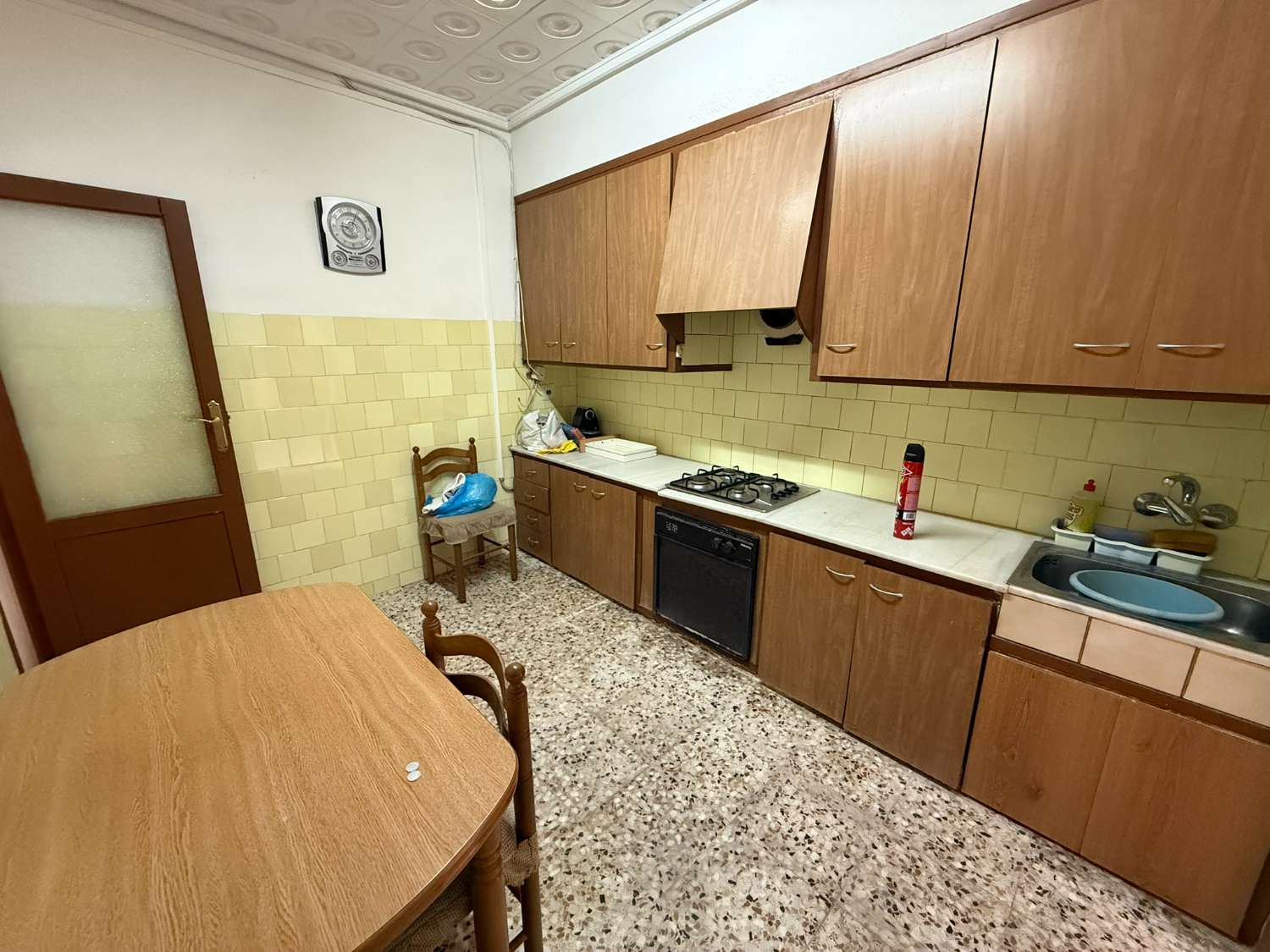 Refurb Project - Single-Storey Home with Patio and Great Potential in Crevillente