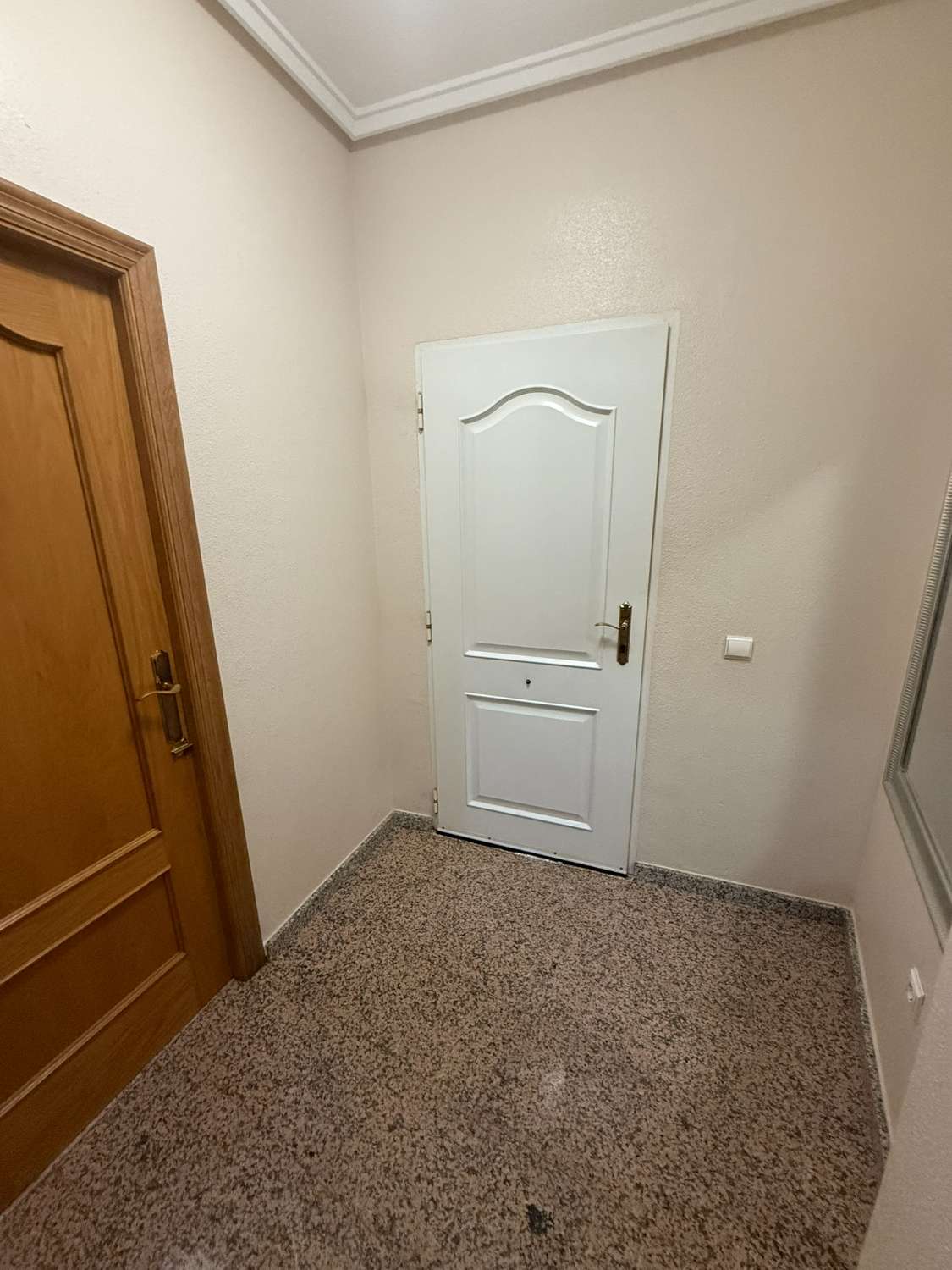 3 Bedroom, 2 Bathroom Townhouse with Large Roof Terrace and Barbecue For Long Term Rent in Crevillente