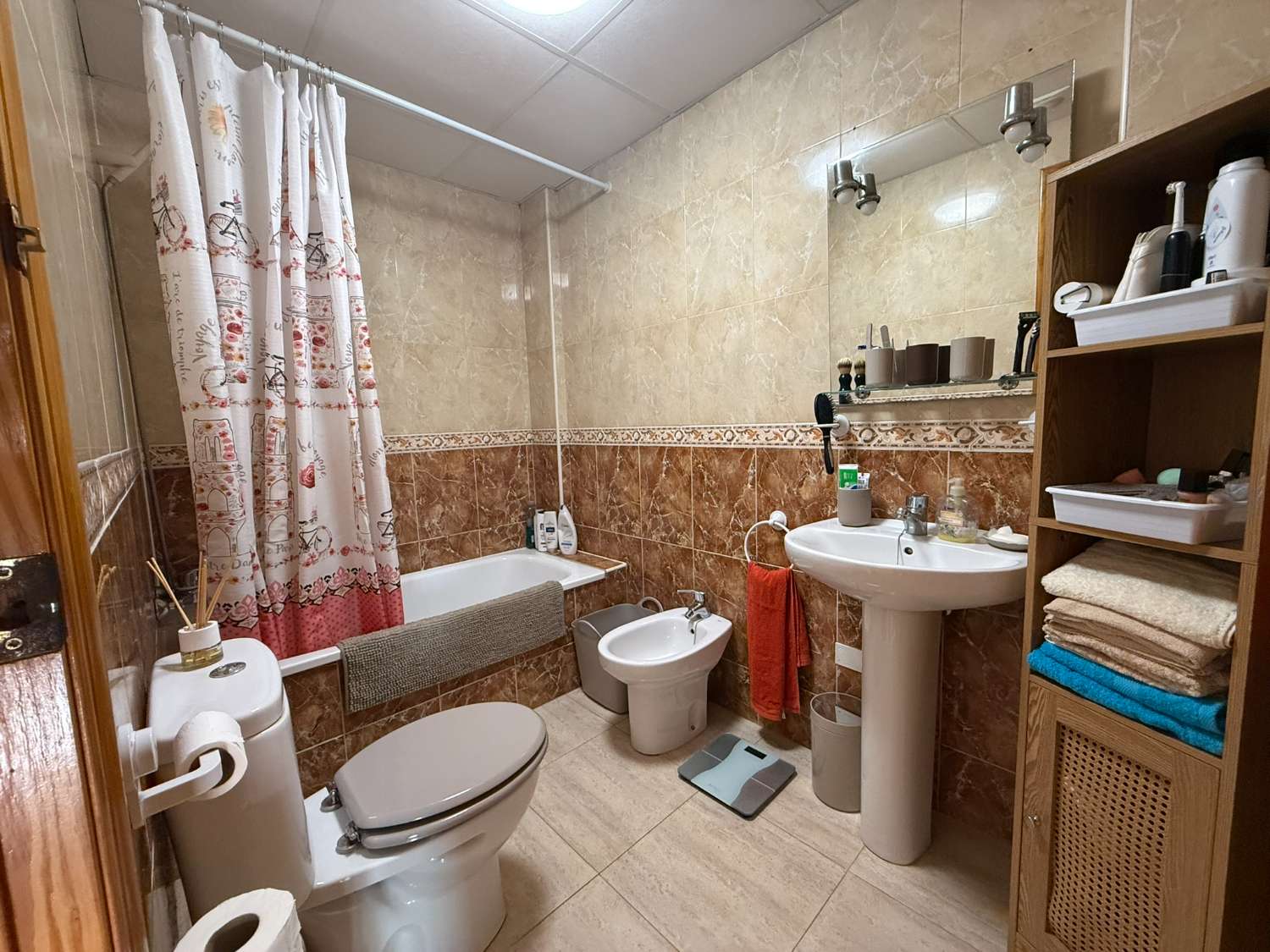 Beautiful First Floor Apartment With Spacious Private Solarium and Communal Pool in the Heart of Catral