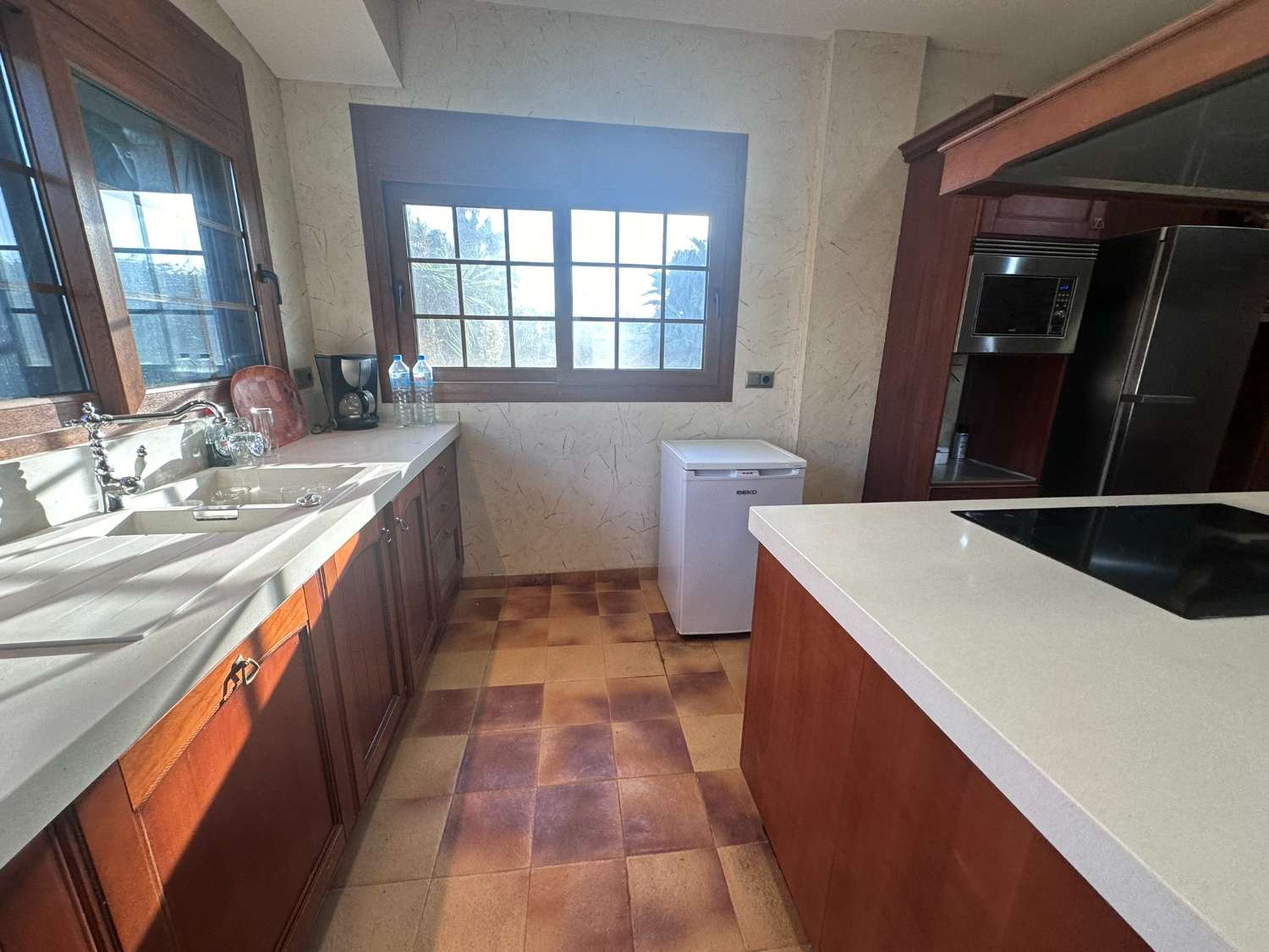 Rustic Manor for Sale in Catral – Huge Potential, Ideal for Rural Tourism or Events Venue