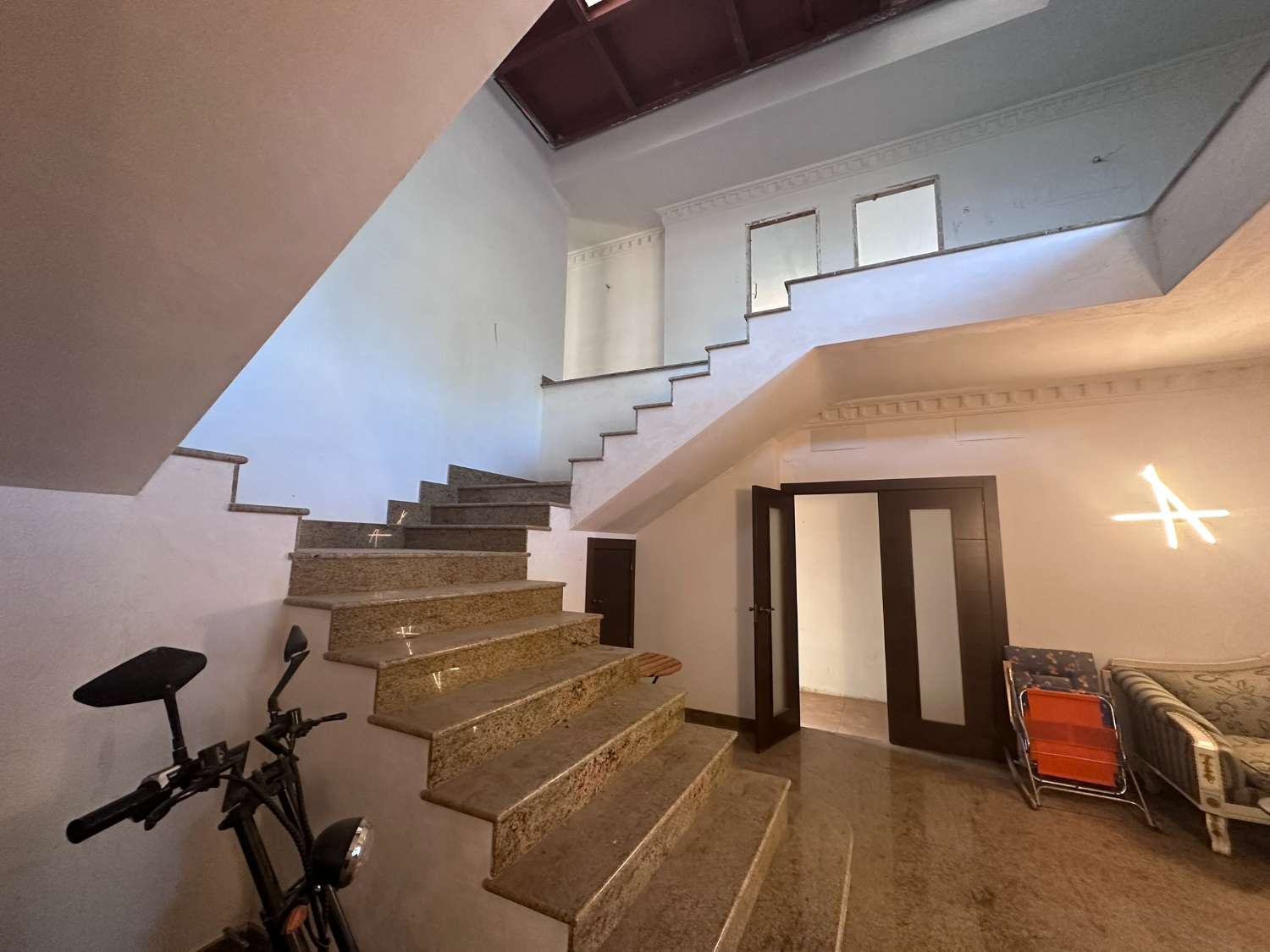 Rustic Manor for Sale in Catral – Huge Potential, Ideal for Rural Tourism or Events Venue