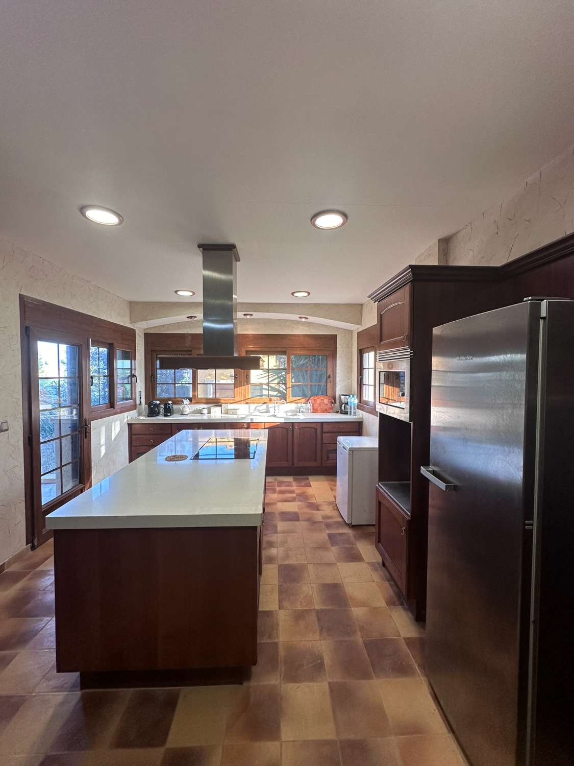 Rustic Manor for Sale in Catral – Huge Potential, Ideal for Rural Tourism or Events Venue