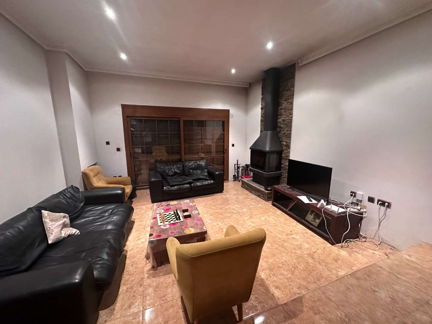 Rustic Manor for Sale in Catral – Huge Potential, Ideal for Rural Tourism or Events Venue