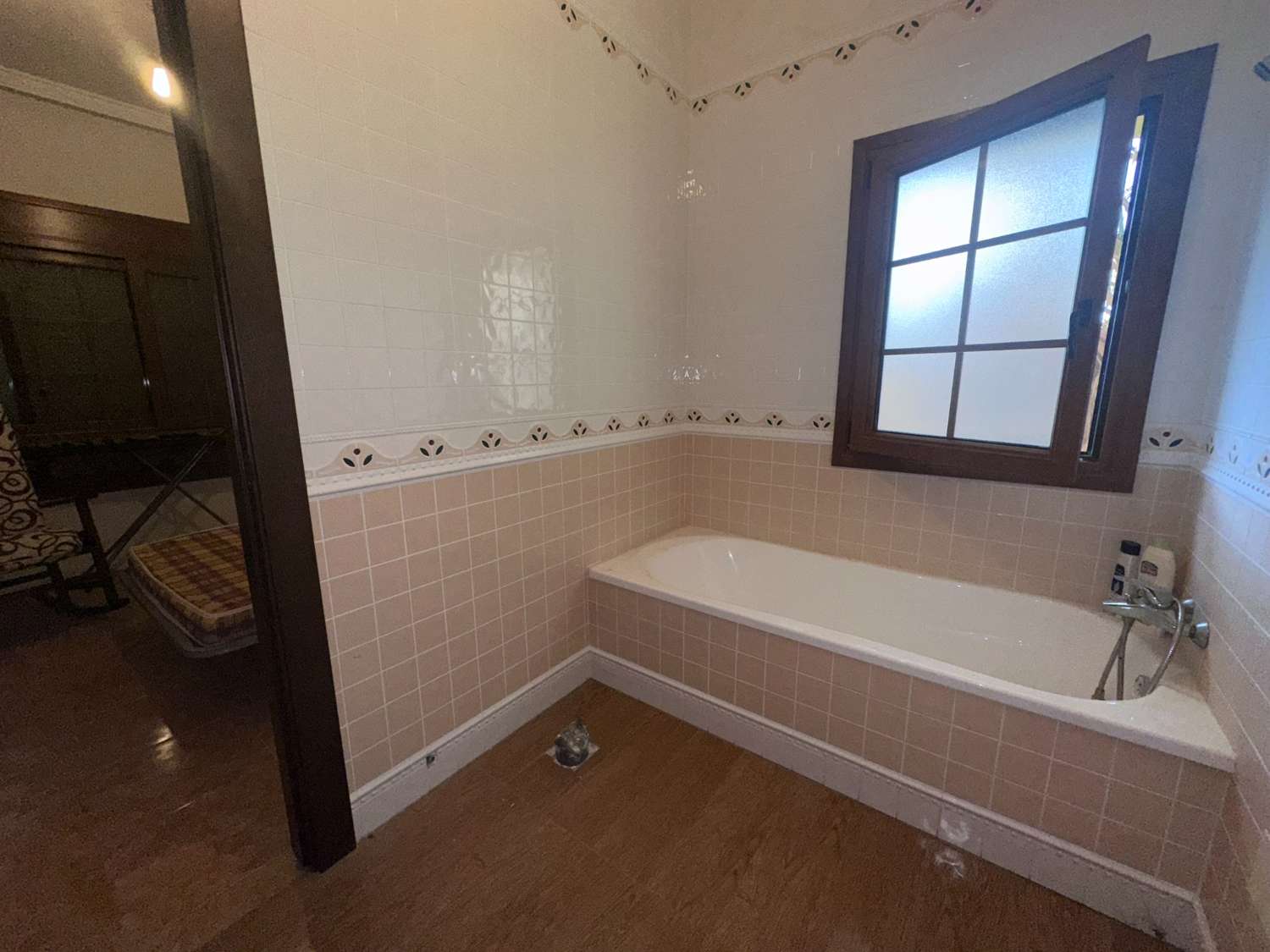 Rustic Manor for Sale in Catral – Huge Potential, Ideal for Rural Tourism or Events Venue