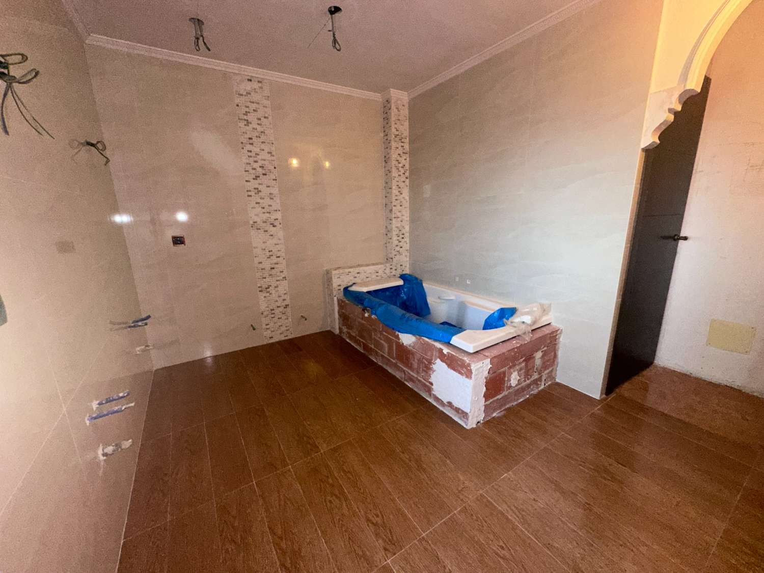 Rustic Manor for Sale in Catral – Huge Potential, Ideal for Rural Tourism or Events Venue