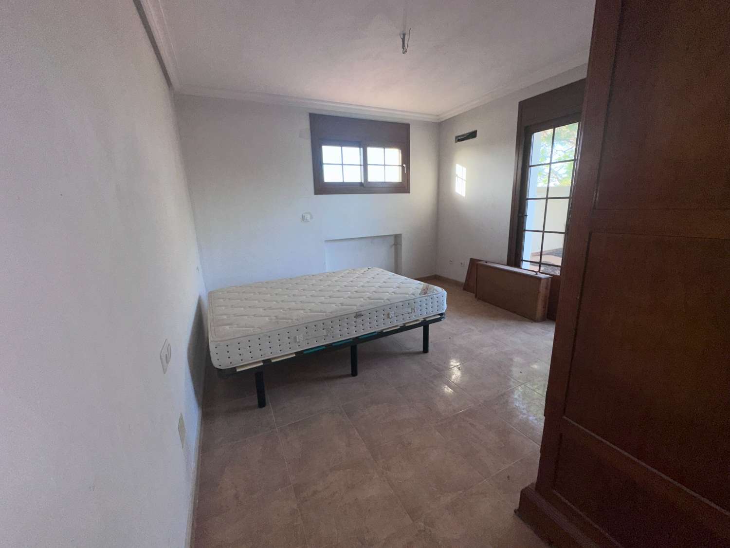 Rustic Manor for Sale in Catral – Huge Potential, Ideal for Rural Tourism or Events Venue