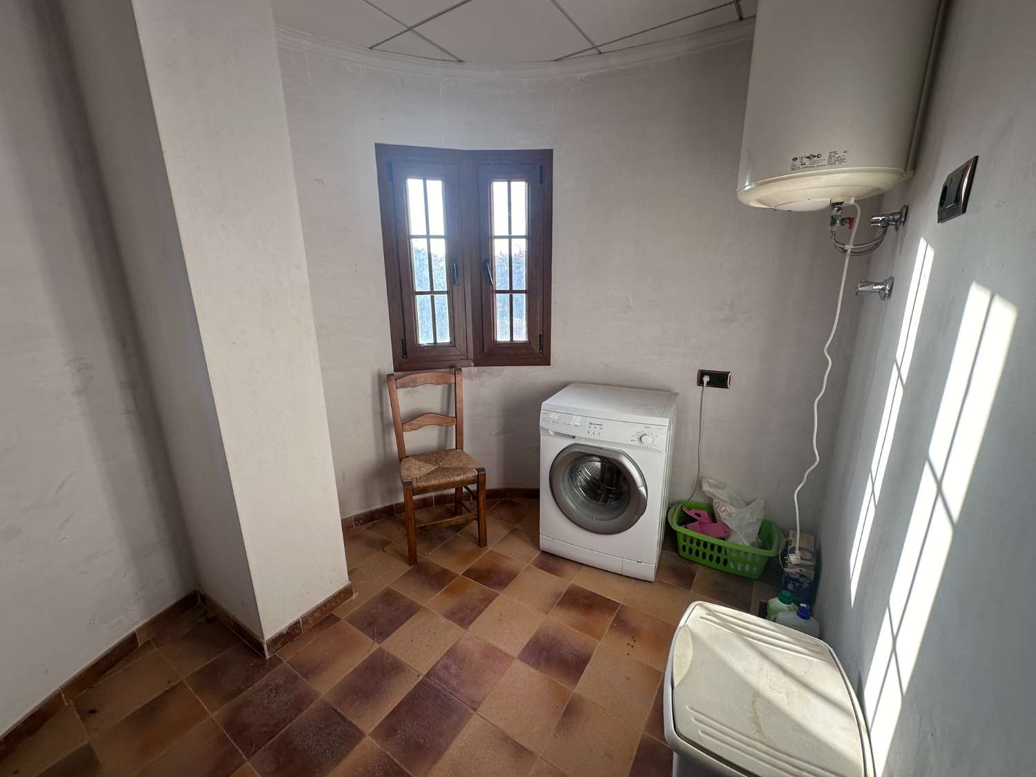 Rustic Manor for Sale in Catral – Huge Potential, Ideal for Rural Tourism or Events Venue