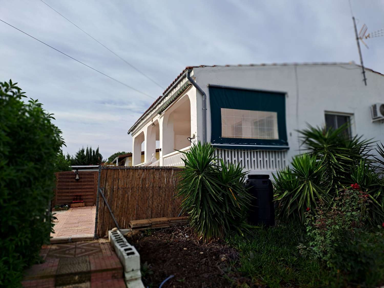 2 Bedroom House with Large Garden, Over-50s Residential Site, Crevillente