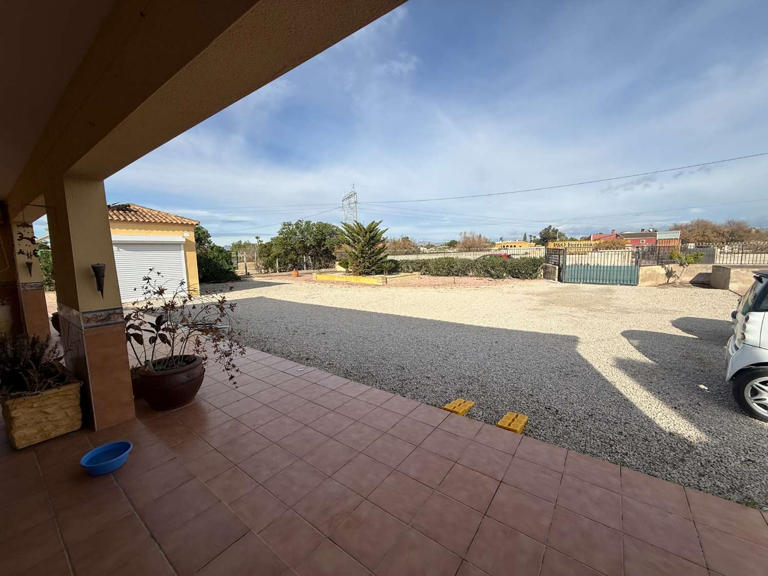 Amazing 4-Bedroom, 180 m² Solar-Powered Villa with 10 x 5 Pool on a 2,000 m² Plot, Close to Elche, Beaches and the Airport