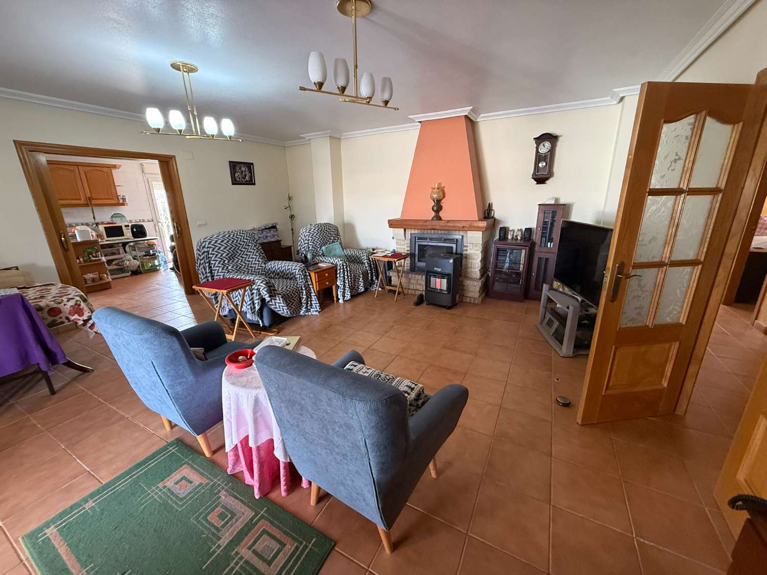 Amazing 4-Bedroom, 180 m² Solar-Powered Villa with 10 x 5 Pool on a 2,000 m² Plot, Close to Elche, Beaches and the Airport