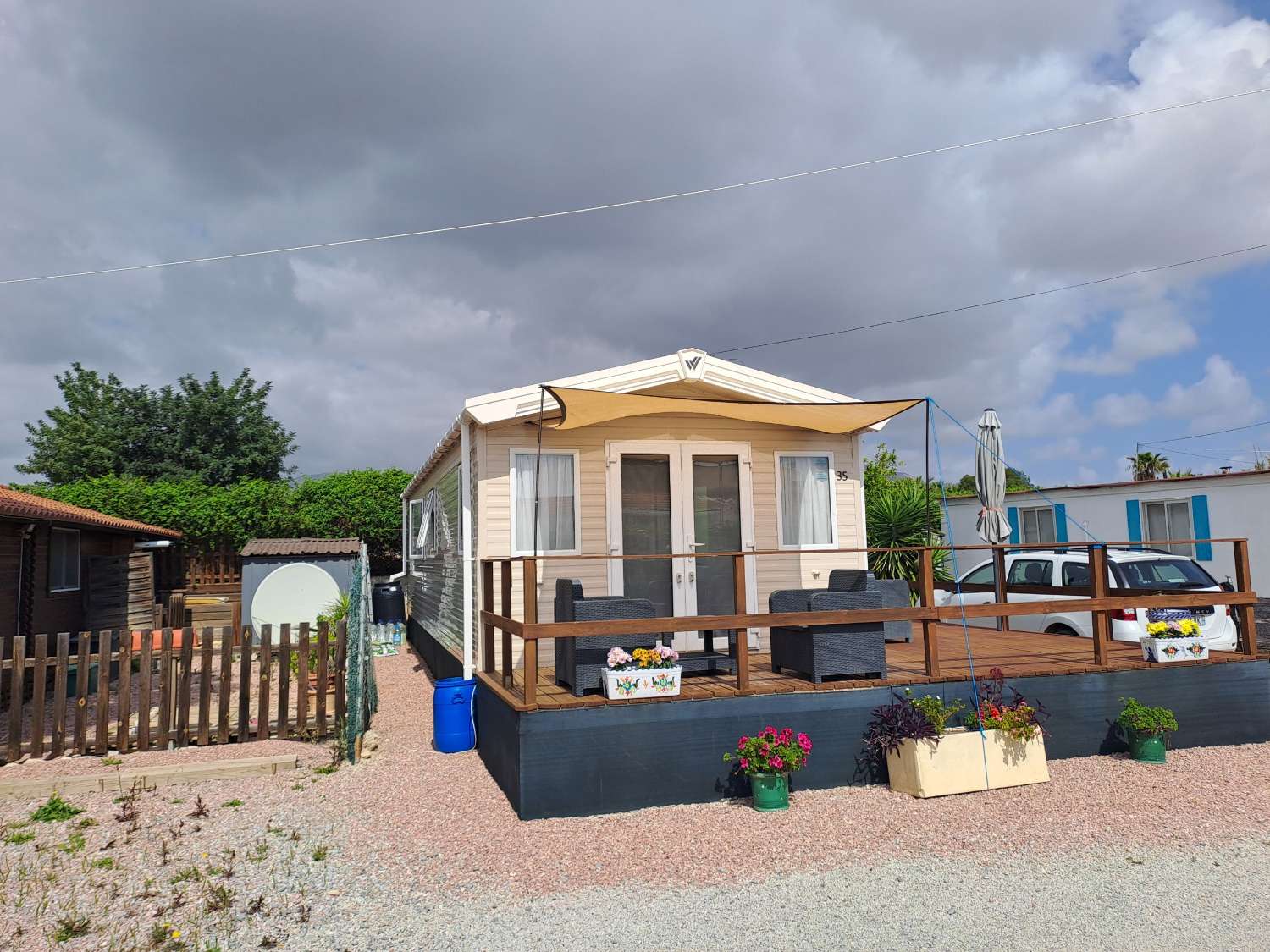 Willerby Peppy Mobile Home with L-Shaped Decking – €48,500