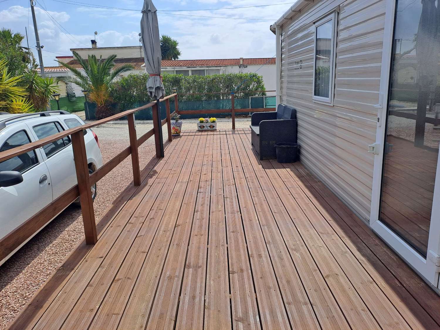 Willerby Peppy Mobile Home with L-Shaped Decking – €48,500