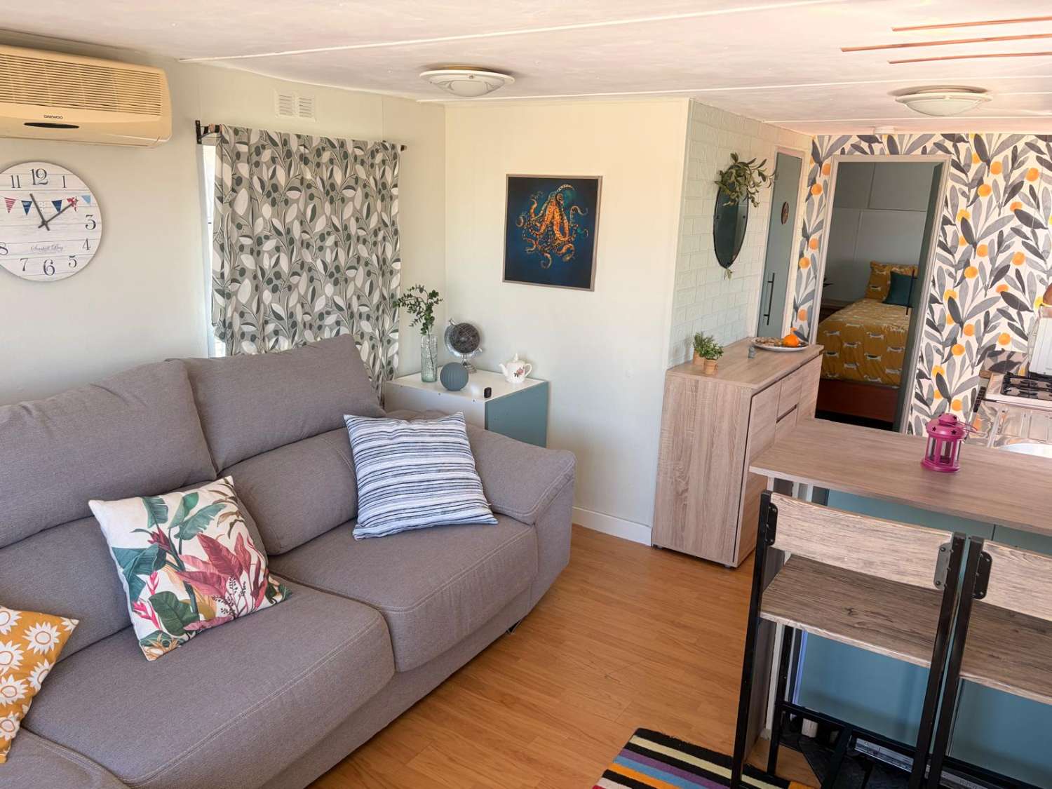 1 bed mobile home near the sea