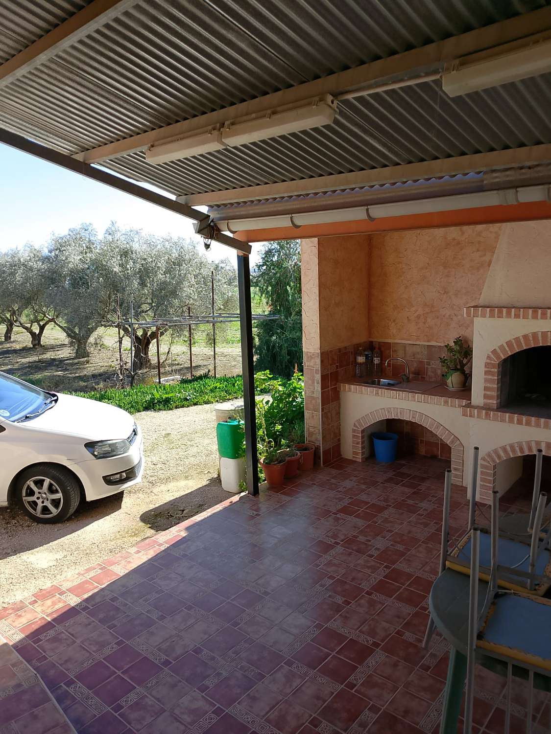 Spacious 4-Bedroom Rustic Property on a 3000m2 Plot in Rafal