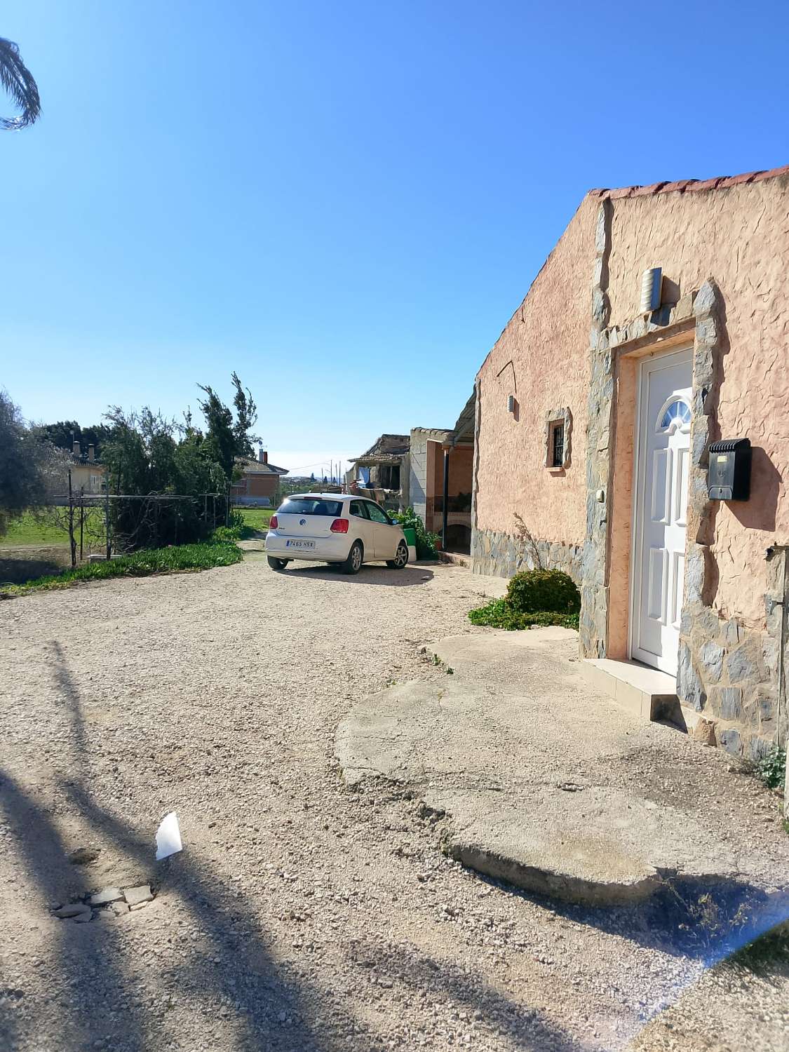 Spacious 4-Bedroom Rustic Property on a 3000m2 Plot in Rafal