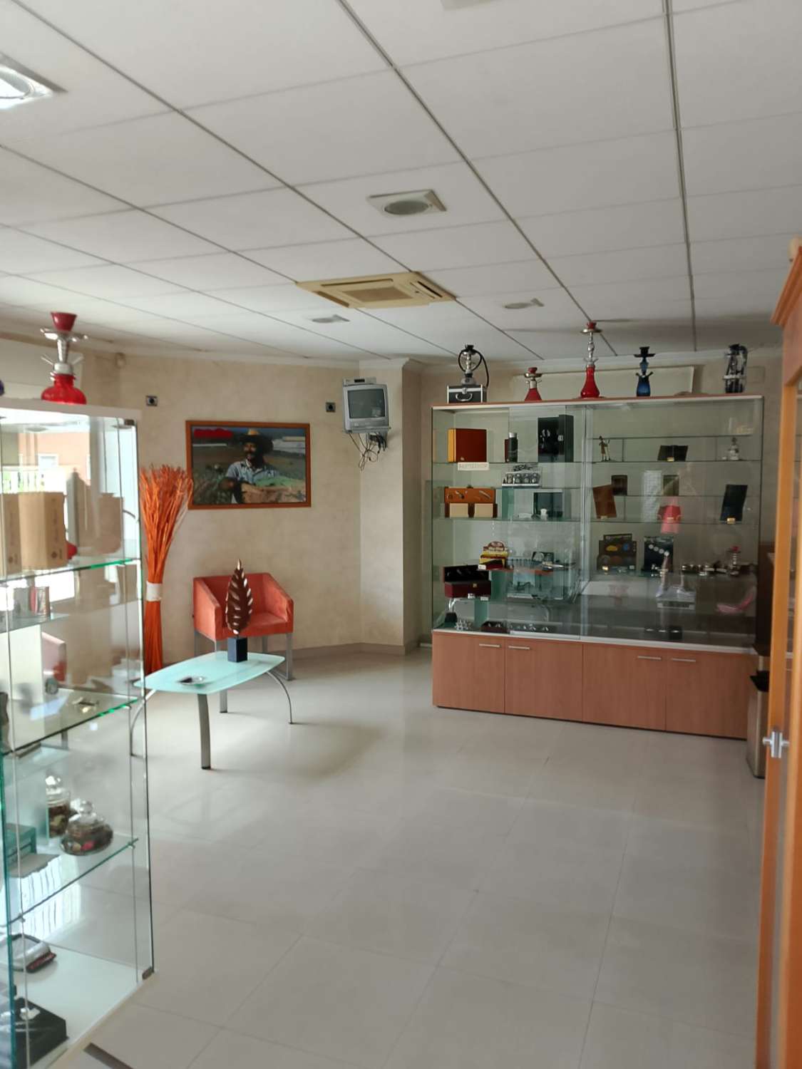 Established Tobacconist Business & Premises for Sale in Almoradí