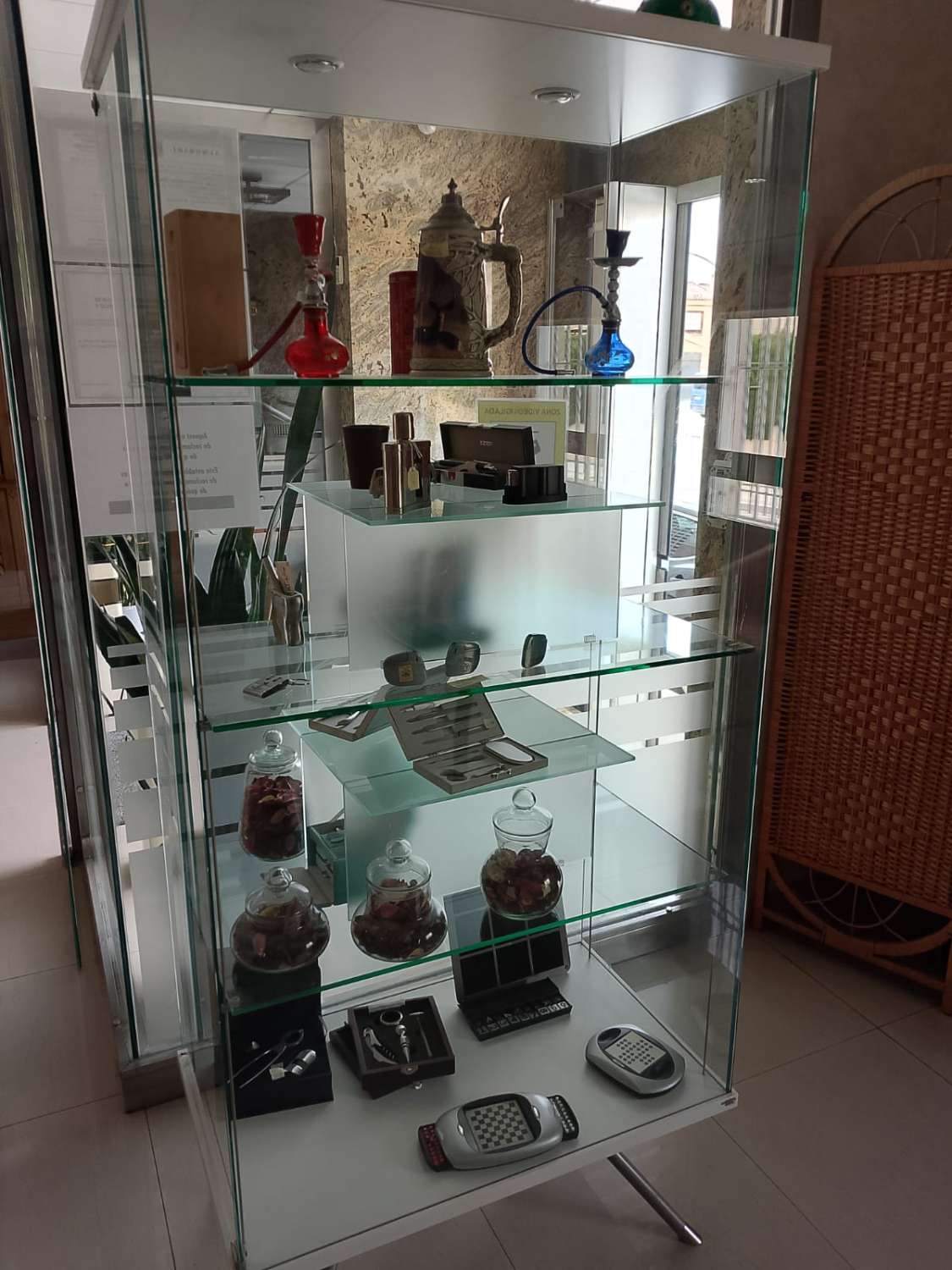 Established Tobacconist Business & Premises for Sale in Almoradí