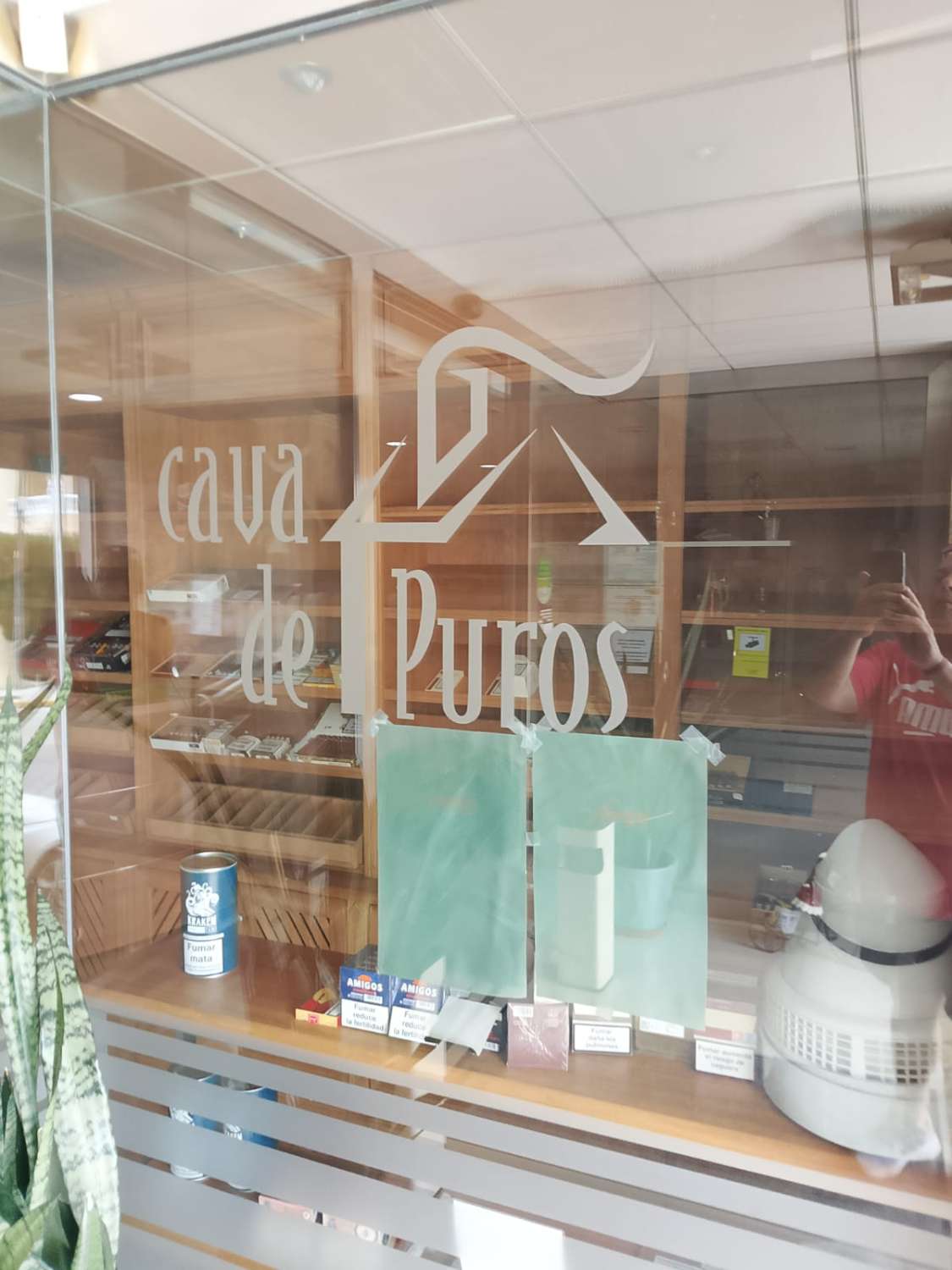 Established Tobacconist Business & Premises for Sale in Almoradí