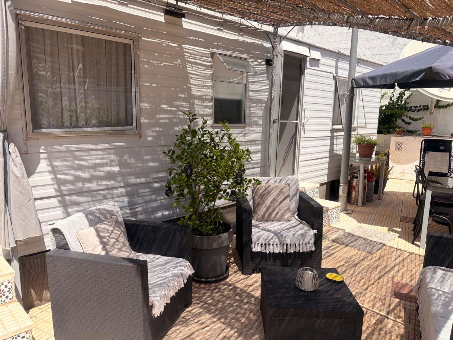 A ready-to-enjoy fully equipped Delta Santana Mobile home