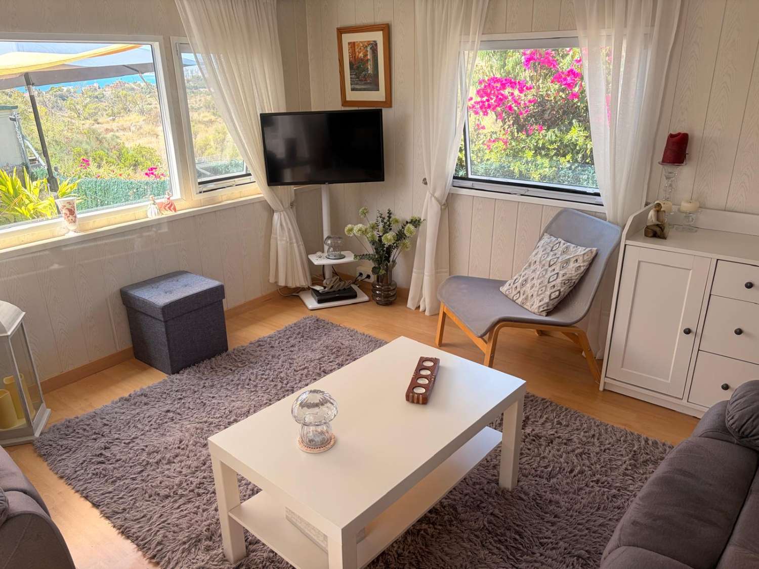 A ready-to-enjoy fully equipped Delta Santana Mobile home