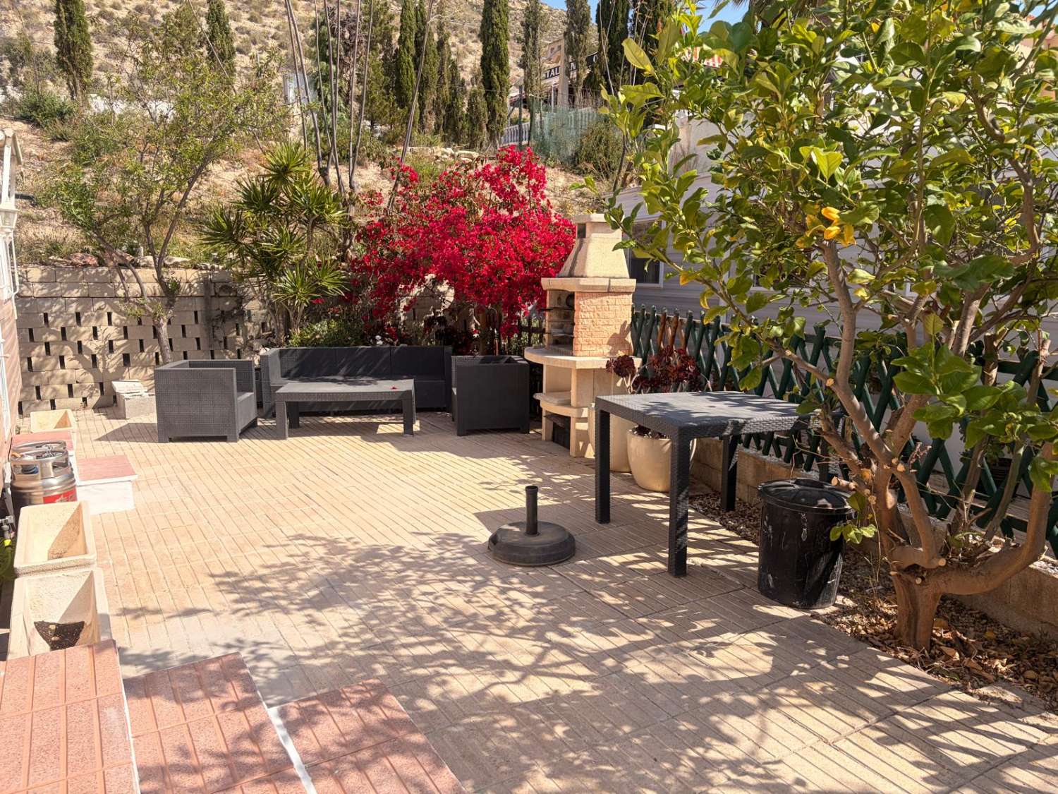 Delta 12 Refurbished One-Bedroom Mobile Home with communal pool