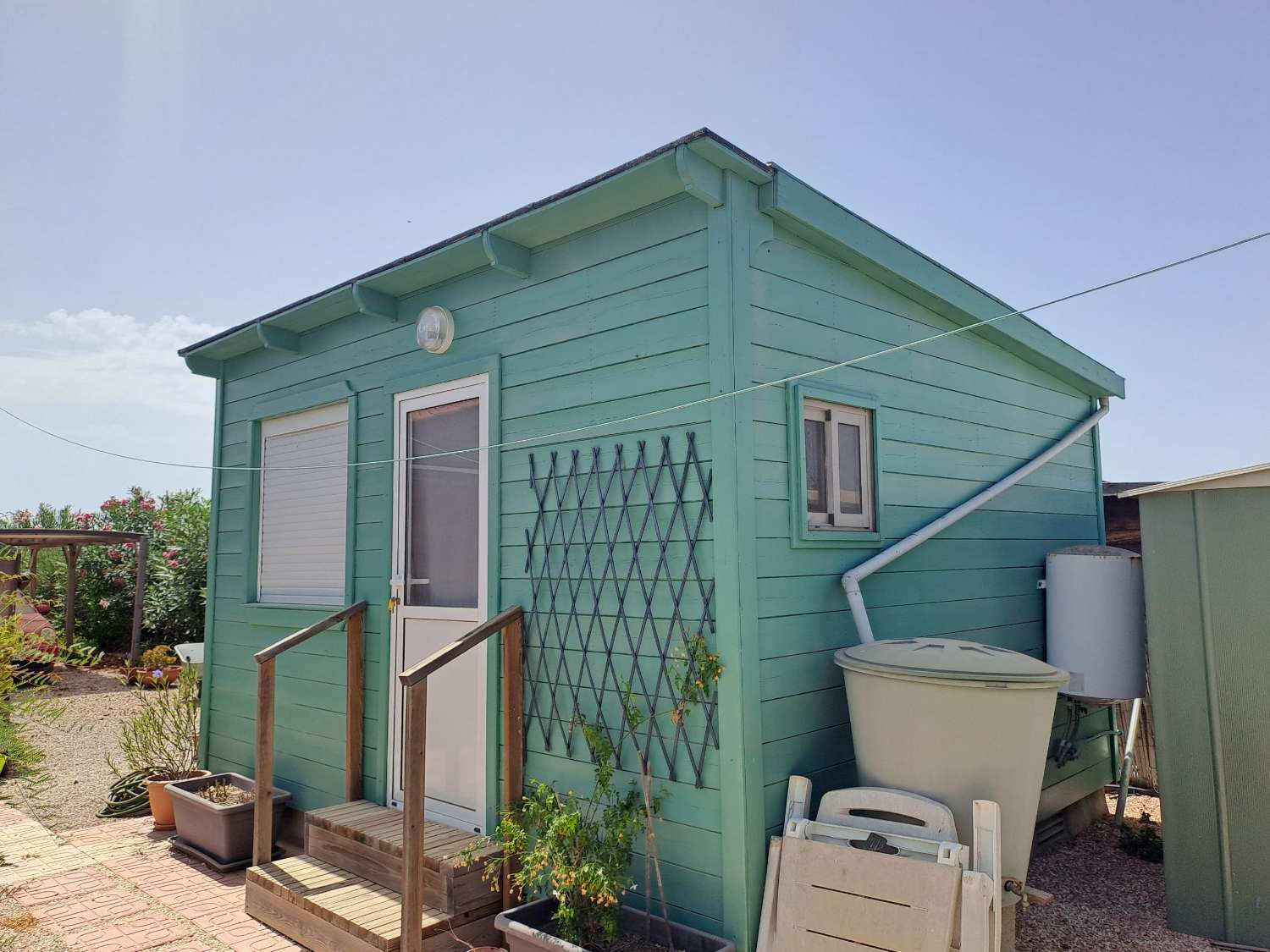 Rare Opportunity – Beautiful 2-Bedroom Wooden Cabin with Separate Guest Annex