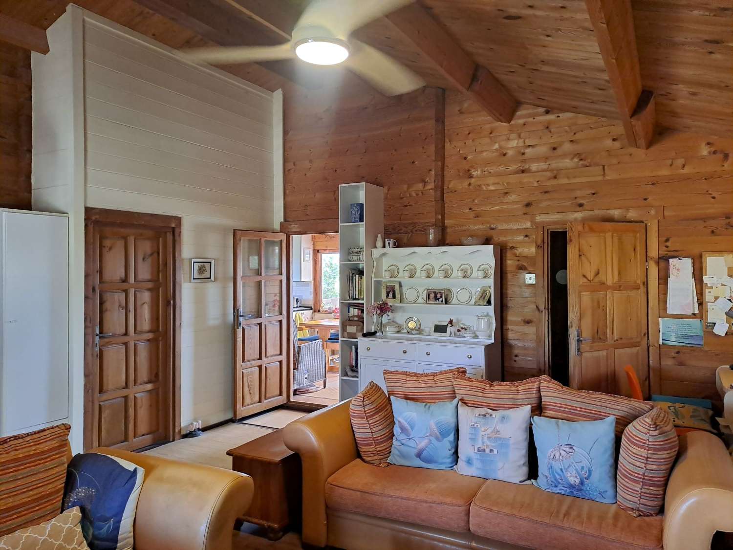 Rare Opportunity – Beautiful 2-Bedroom Wooden Cabin with Separate Guest Annex
