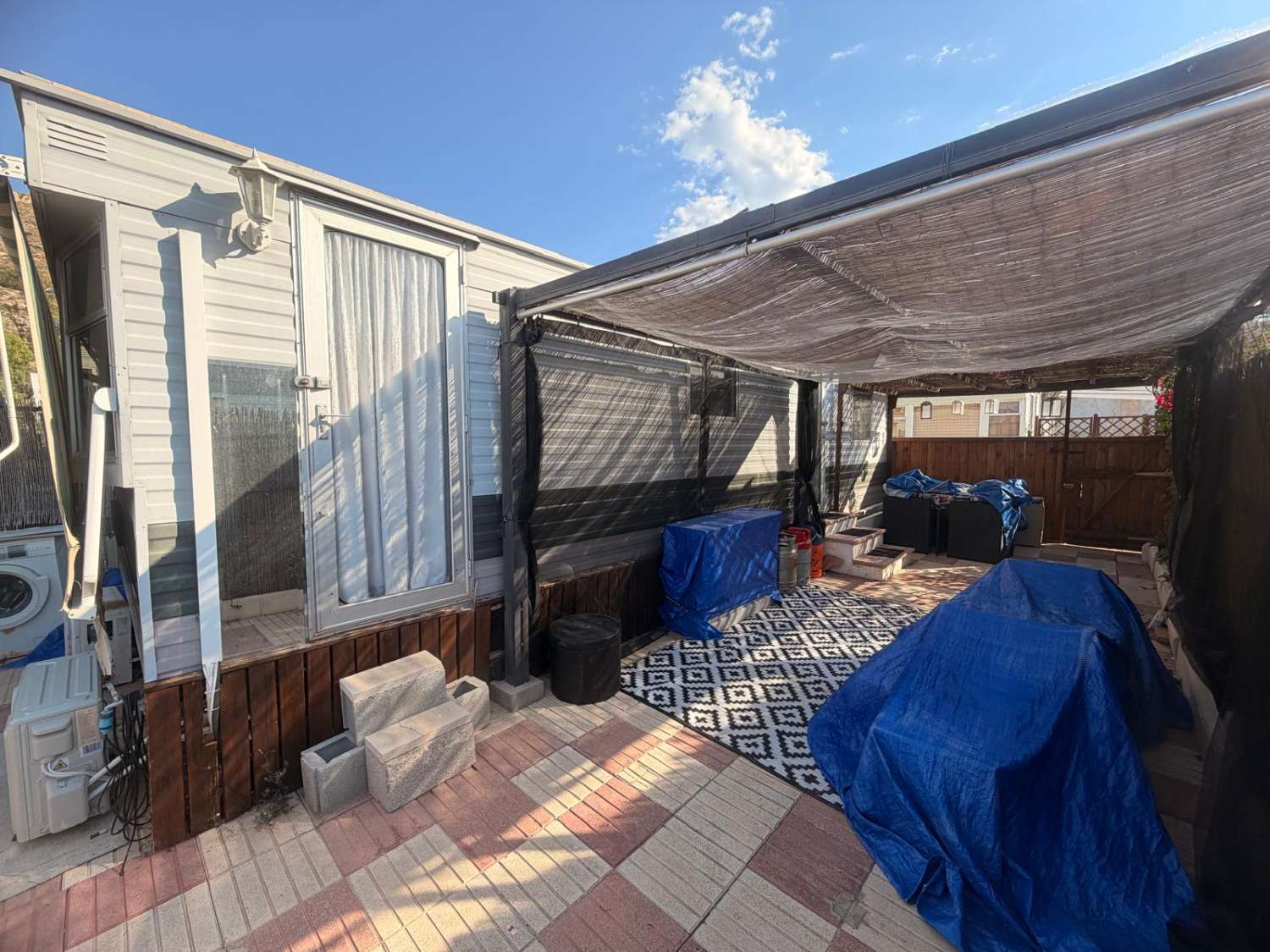 1 Bedroom Willerby Mobile Home – Fully Equipped