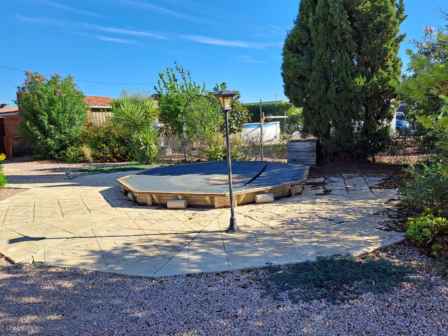 Spacious 1 Bedroom Wooden Cabin with Large Plot & Dip Pool