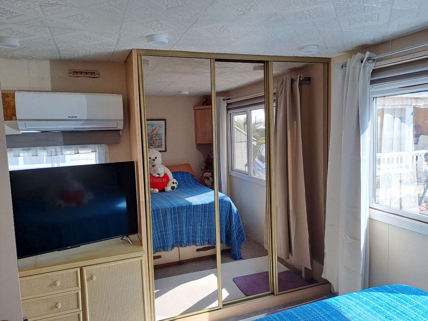 Unique BK Senator Mobile Home with Extension – Solar Powered & Ready to Move In!