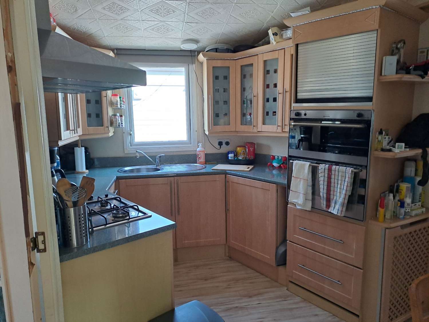 Unique BK Senator Mobile Home with Extension – Solar Powered & Ready to Move In!