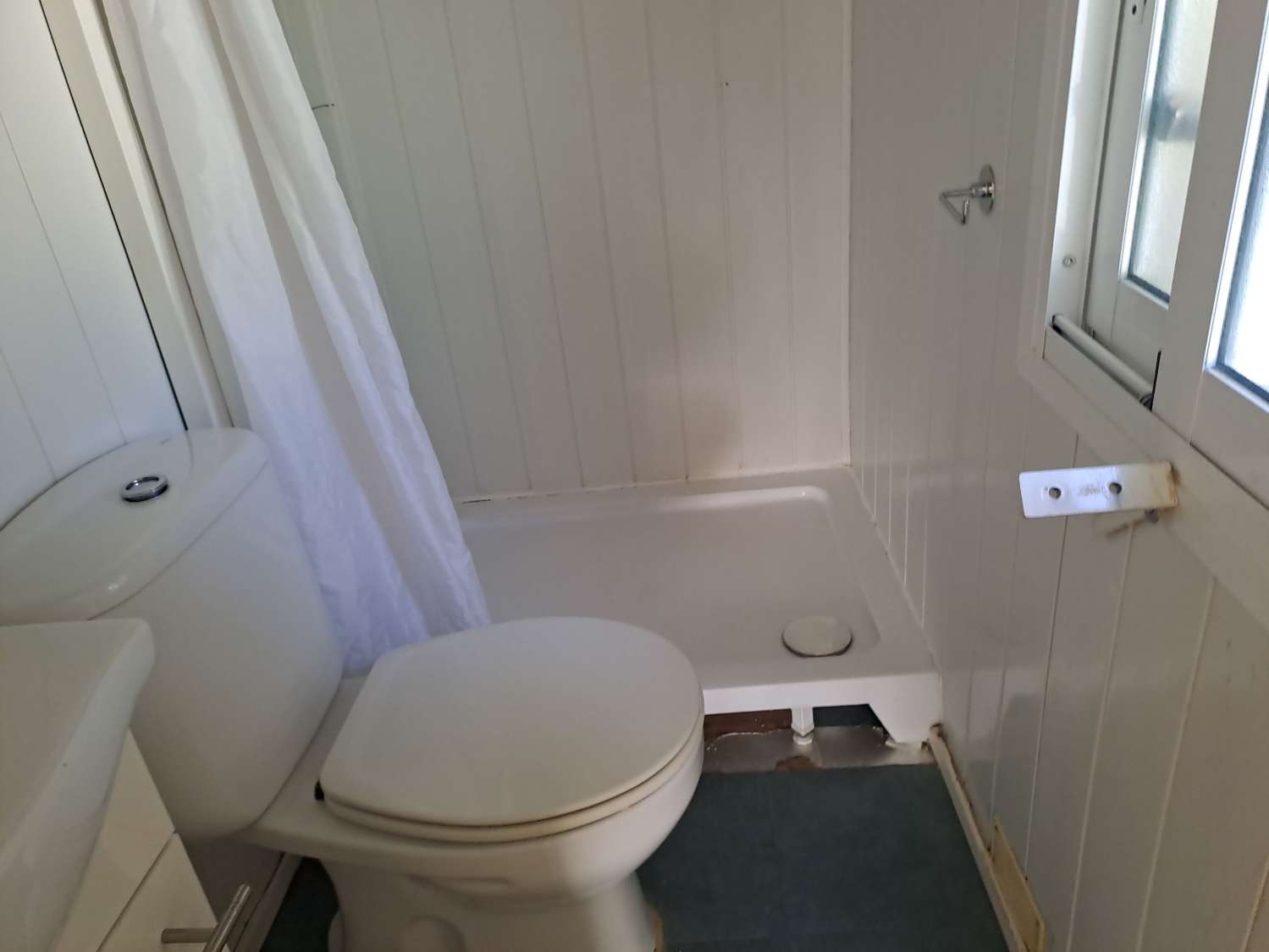 Reform Project - Mobile Home with Private Garden Area