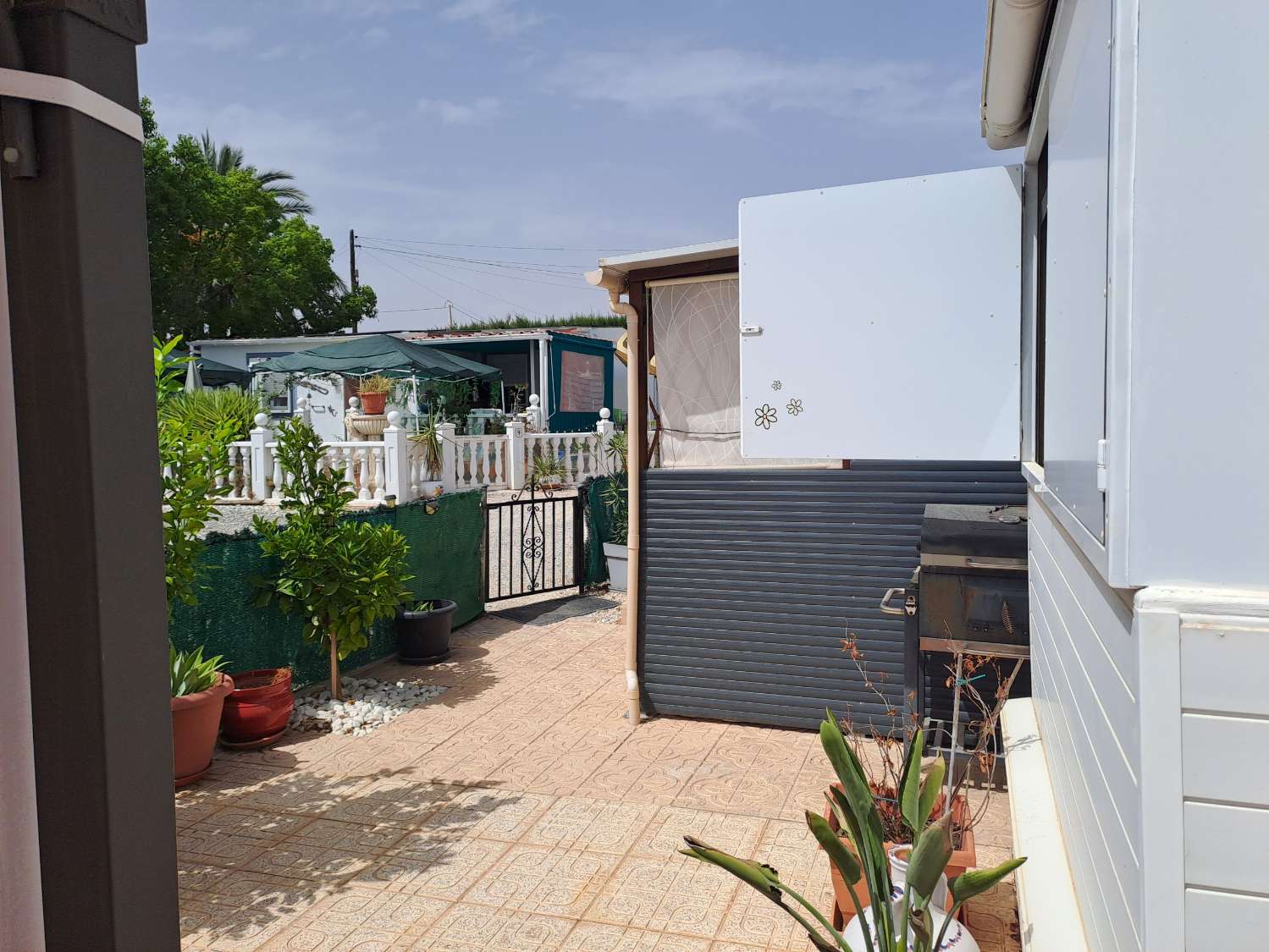 Spacious Mobile Home with Multiple Extensions – Catral/Crevillente Area