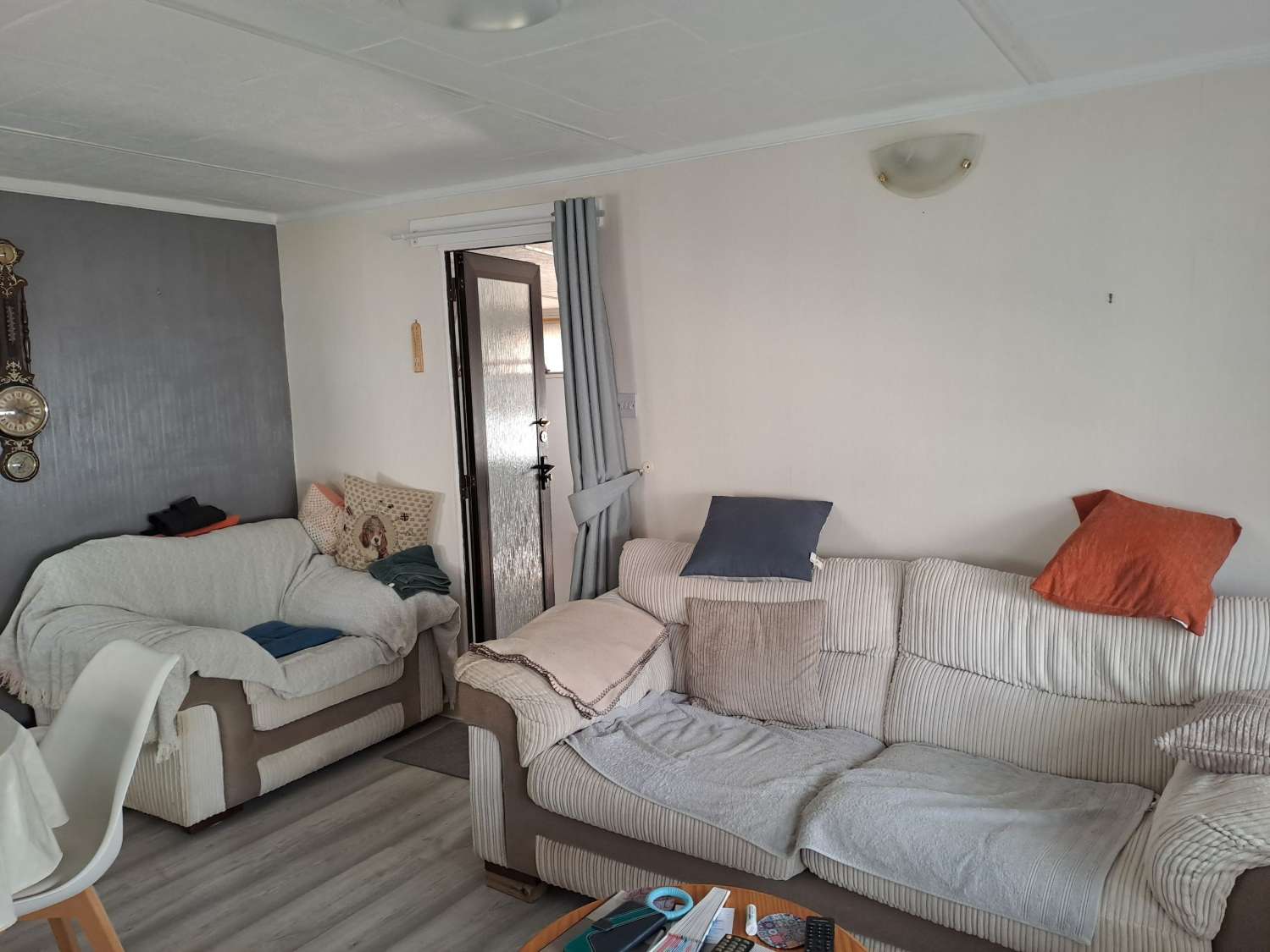 Spacious Mobile Home with Multiple Extensions – Catral/Crevillente Area