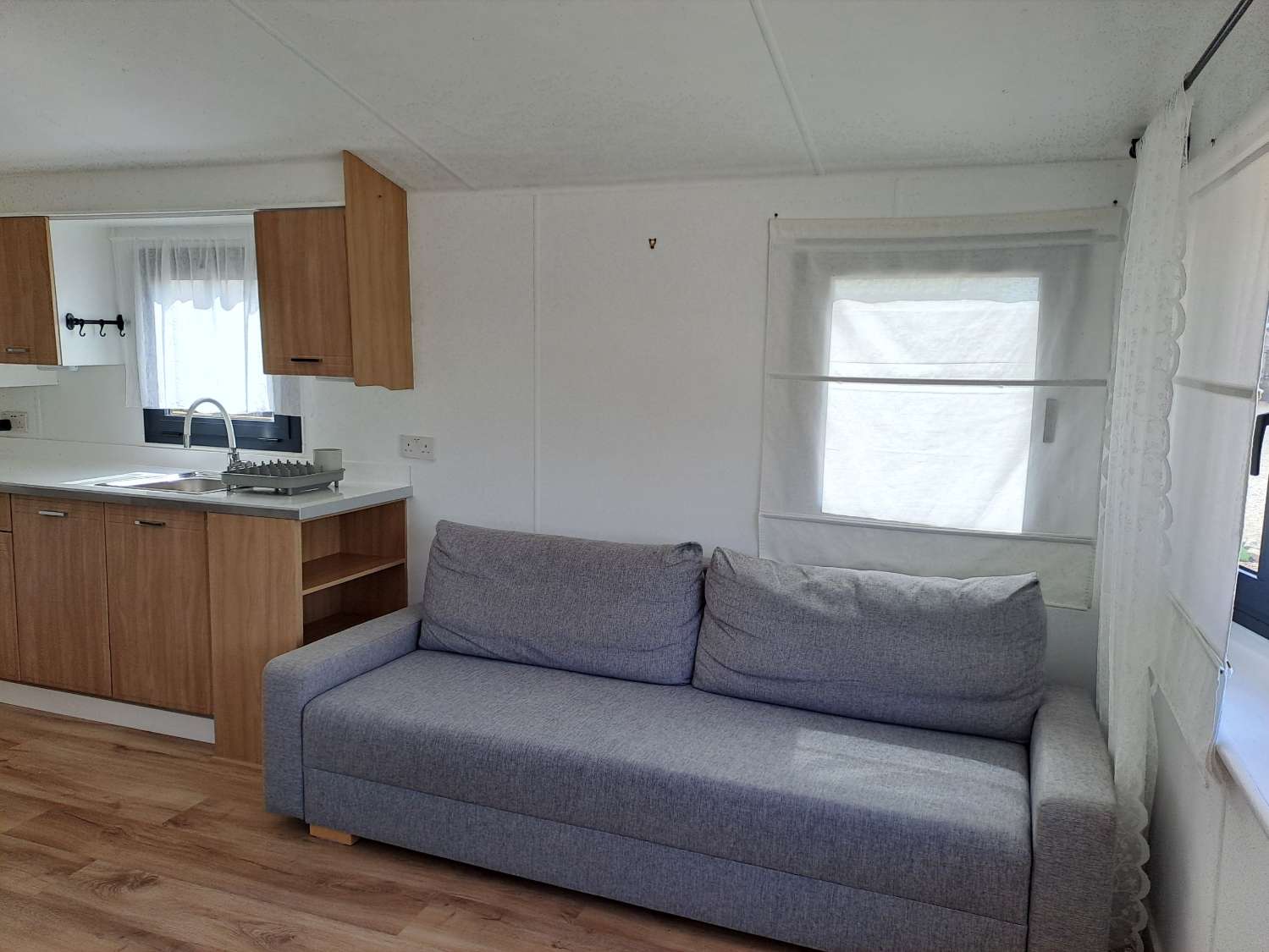 Amazing willerby Rio on residential site with pool