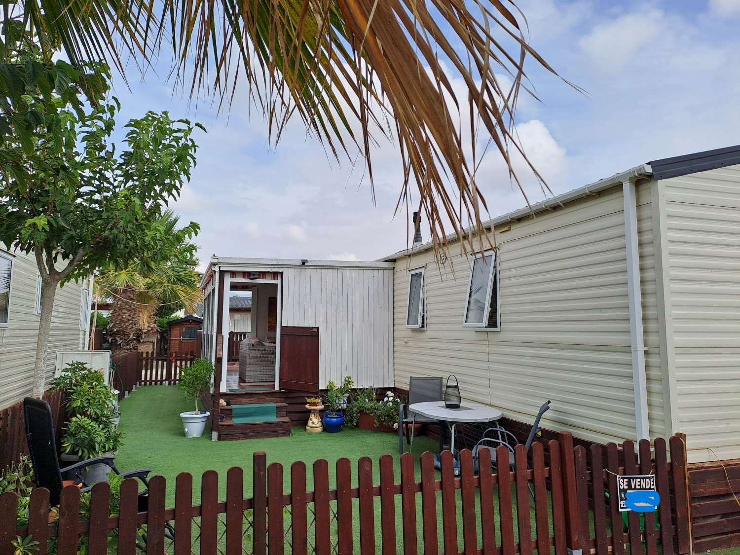 Amazing Willerby Brockenhurst with lots of facilities
