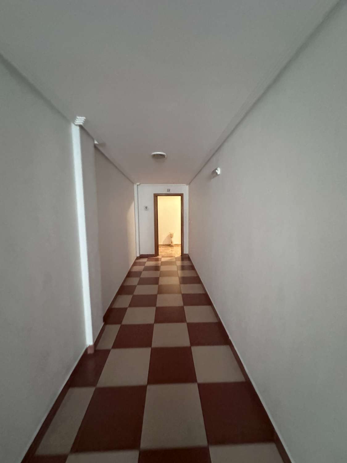 Spacious 4-Bedroom Apartment in the Heart of Catral