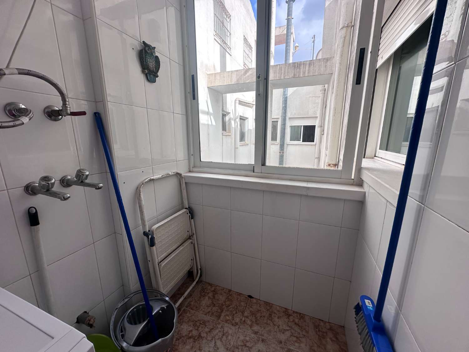 Spacious 4-Bedroom Apartment in the Heart of Catral