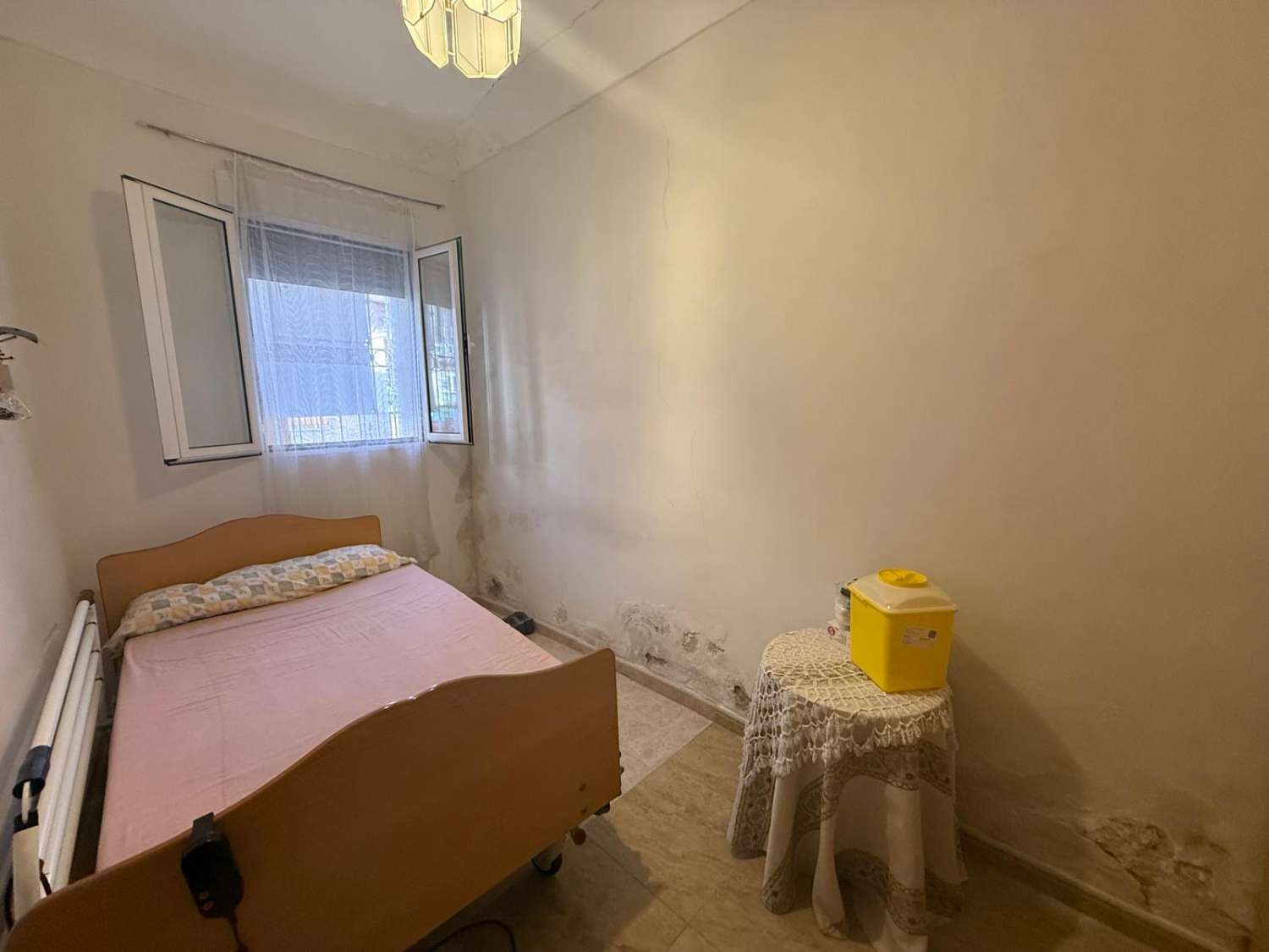 Central Catral Townhouse with Land and Dual Access – Ideal for Home, Business or Development