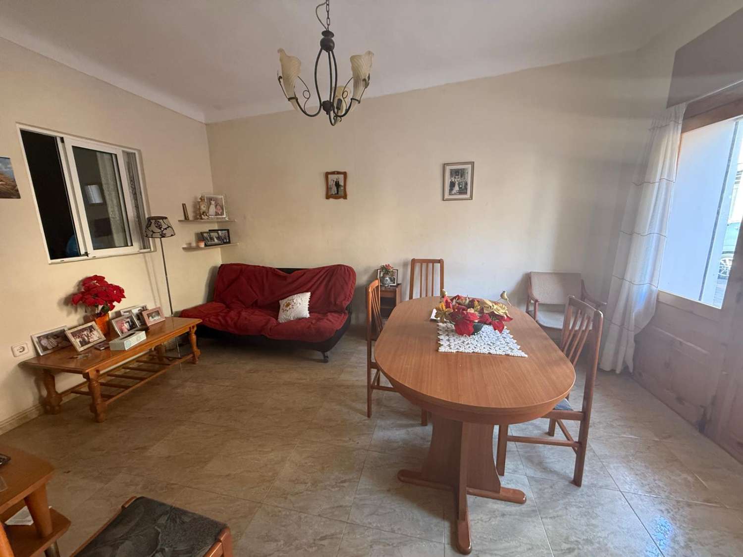 Central Catral Townhouse with Land and Dual Access – Ideal for Home, Business or Development