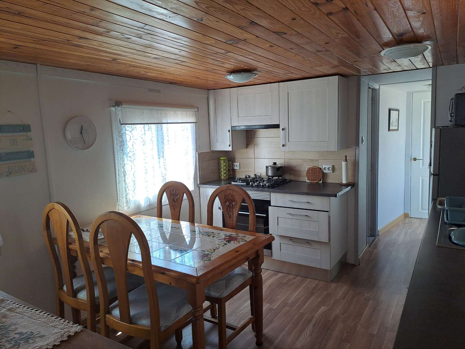 Mobile home with conservatory on private site