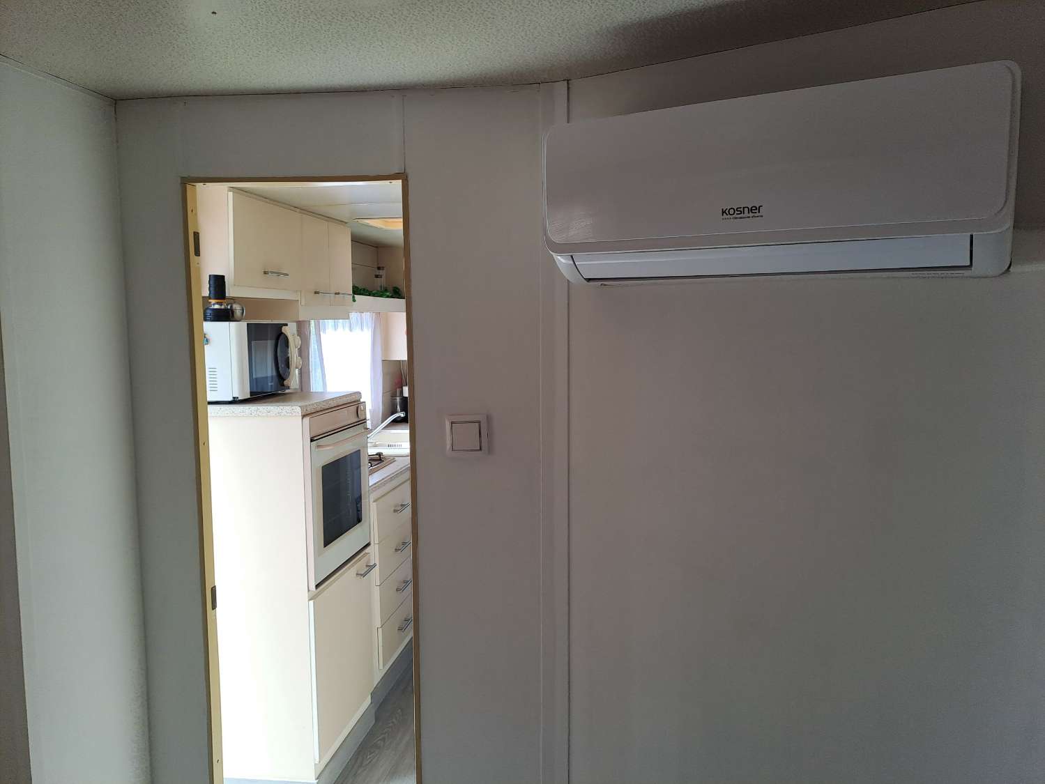 1 bed mobile home with communal pool